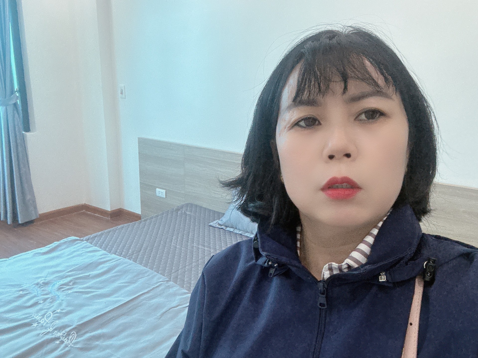 Bán nhà Thanh Lân - diện tích 34m2 5 tầng - ô tô đỗ cửa - giá 8,8 tỷ