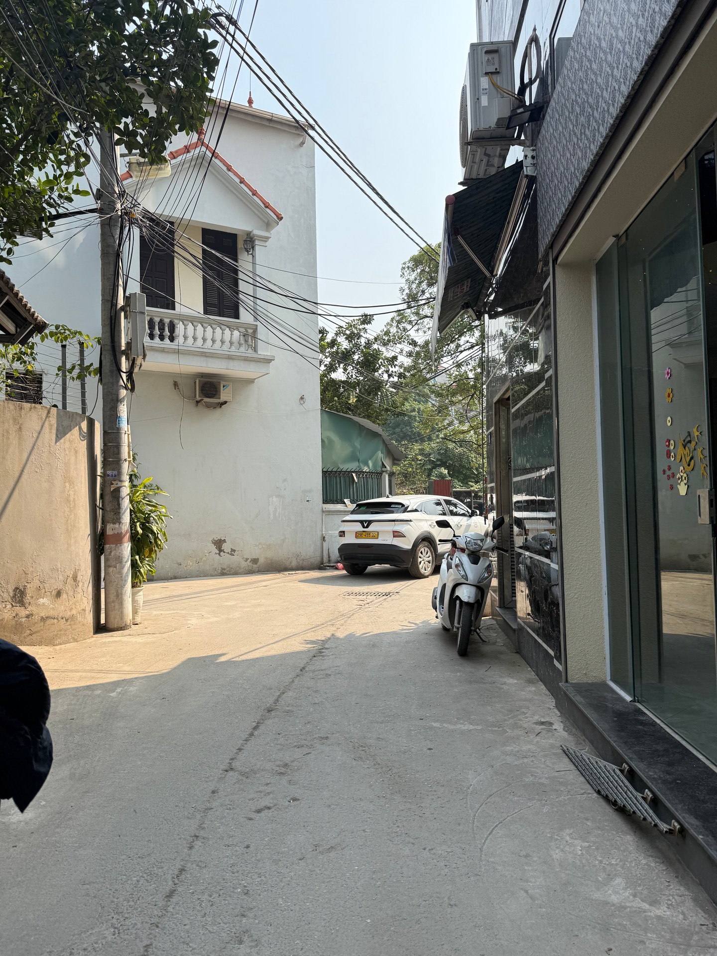 Bán nhà Thanh Lân - diện tích 34m2 5 tầng - ô tô đỗ cửa - giá 8,8 tỷ
