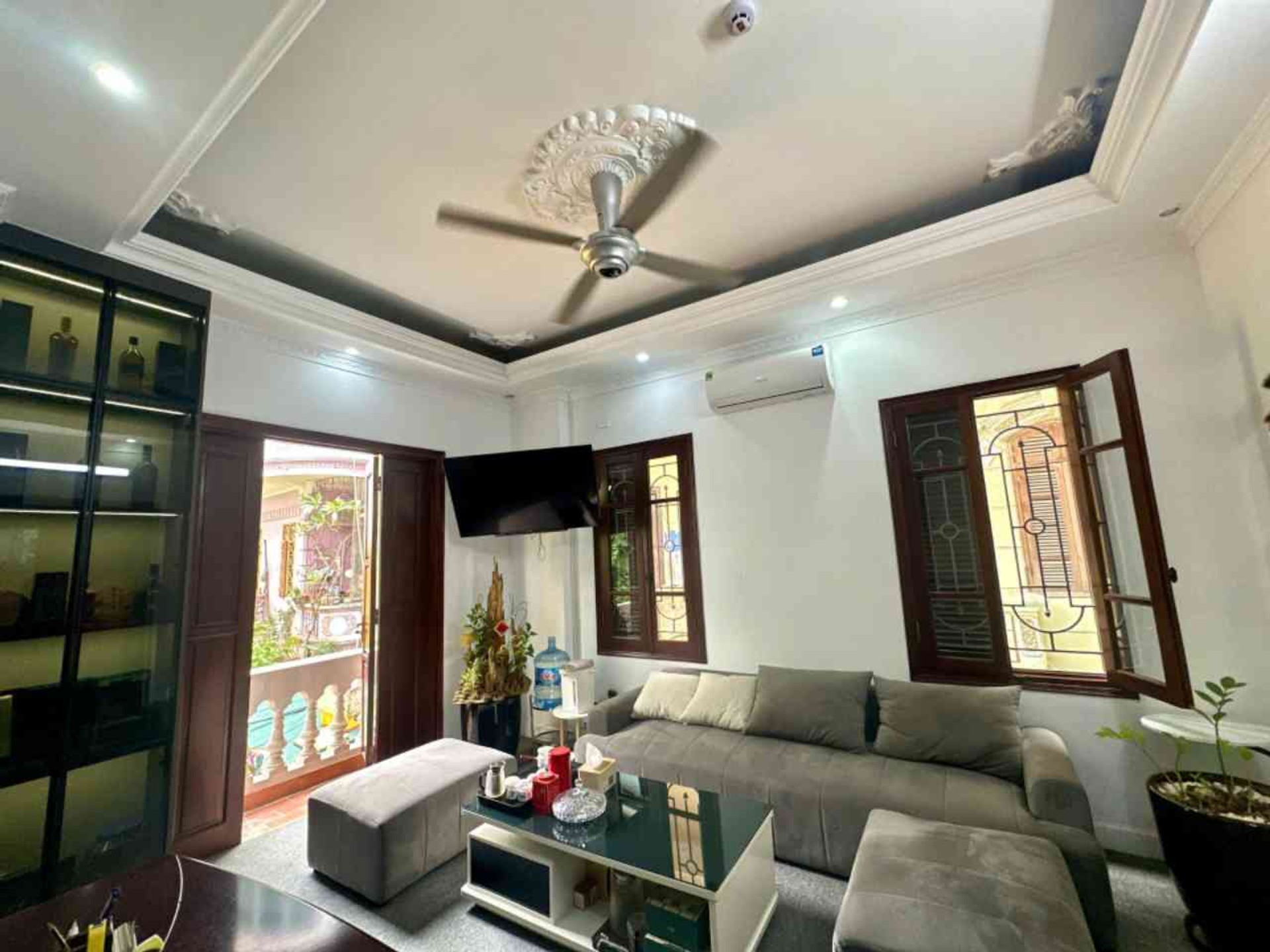 Bán nhà B11C - diện tích 62m2 4 tầng - Lô góc, 3 mặt thoáng - giá 29,8 tỷ