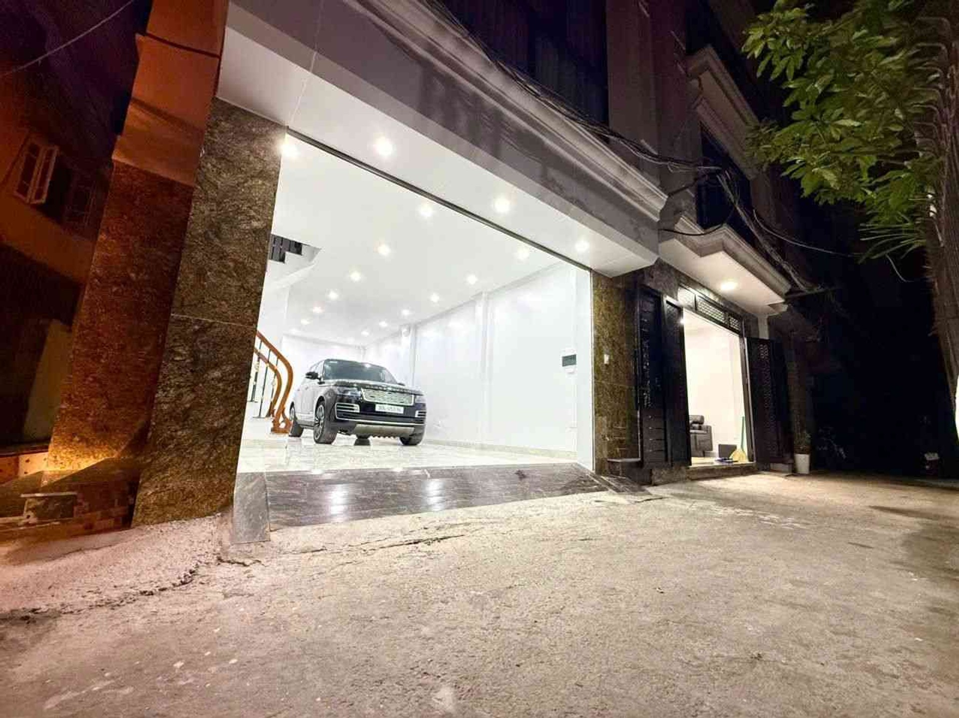 Bán nhà Ngũ Nhạc - diện tích 61m2 6 tầng - Nhà thang máy, mới keng - giá 15,6 tỷ