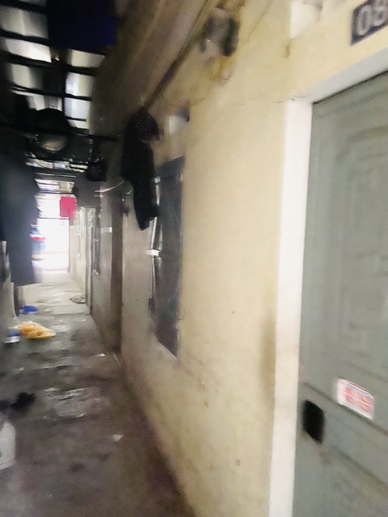 Bán nhà Nguyễn Xiển - diện tích 143m2 1 tầng - ô tô tránh - giá 45 tỷ