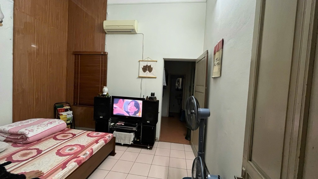 Bán nhà Đặng Tiến Đông - diện tích 77m2 4 tầng - Mặt phố, kinh doanh sầm uất - giá 34,7 tỷ