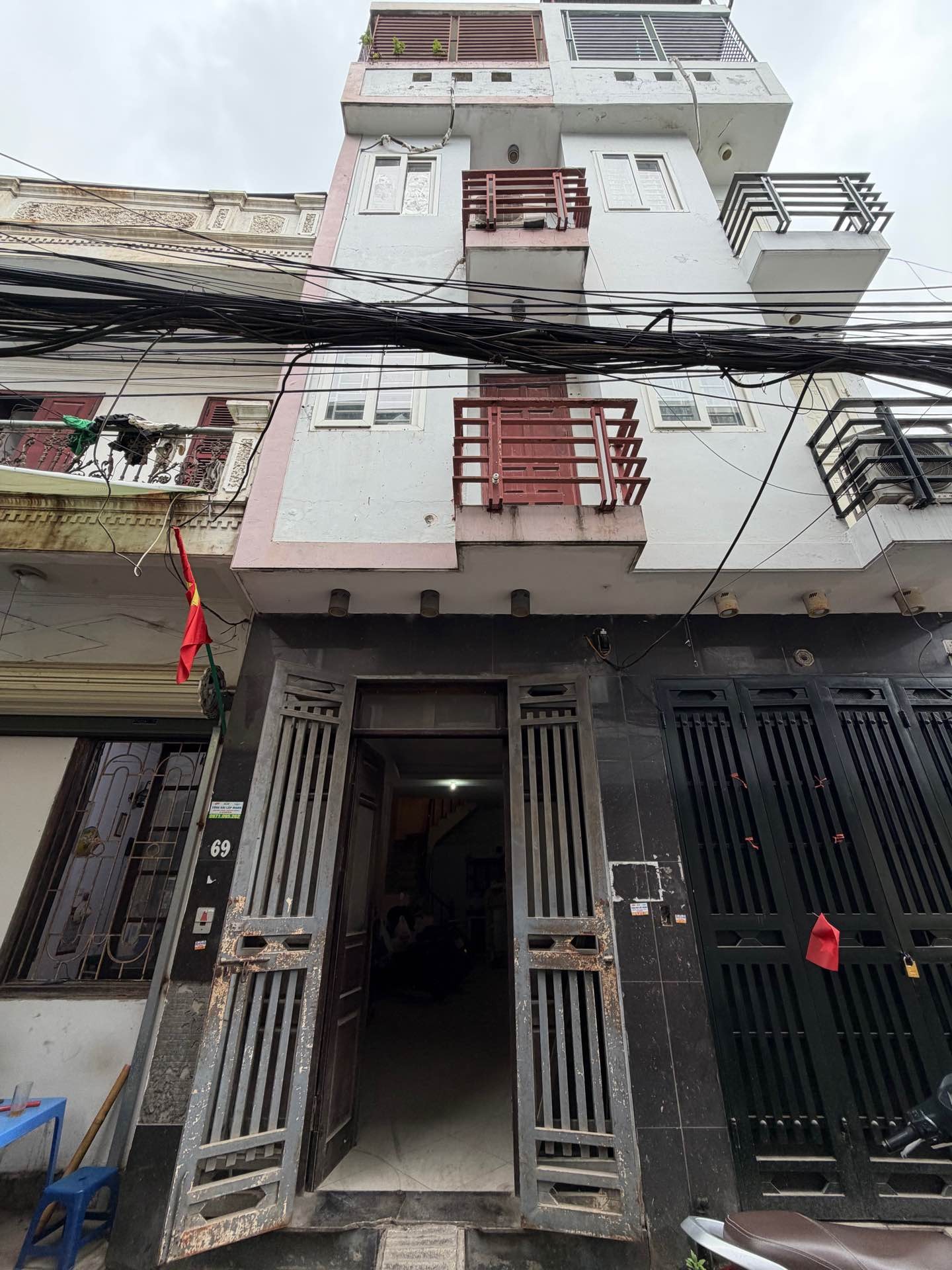 Bán nhà Vĩnh Hưng - diện tích 34m2 4 tầng - Ngõ thông kinh doanh - giá 5 tỷ