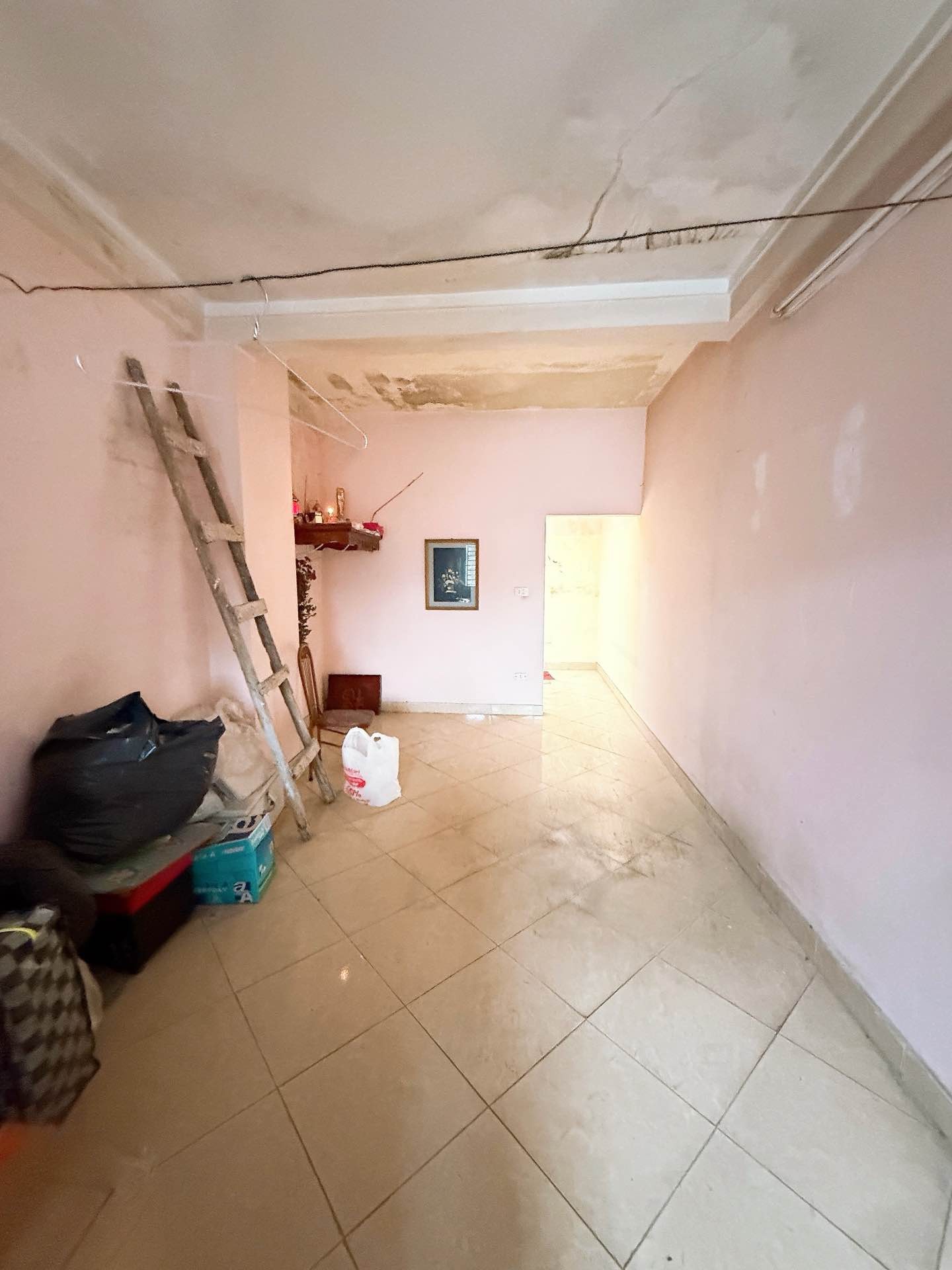 Bán nhà Vĩnh Hưng - diện tích 34m2 4 tầng - Ngõ thông kinh doanh - giá 5 tỷ