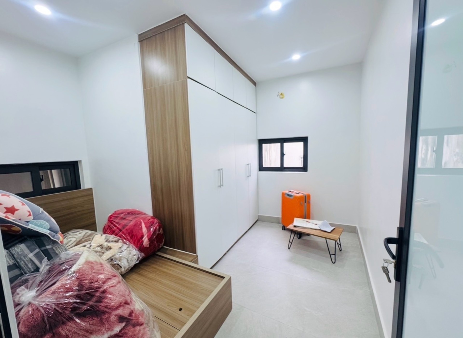 Bán nhà Cầu Bươu - diện tích 34m2 4 tầng - CỰC HIẾM - NHÀ 4 TẦNG - NGÕ NÔNG - giá 3 tỷ