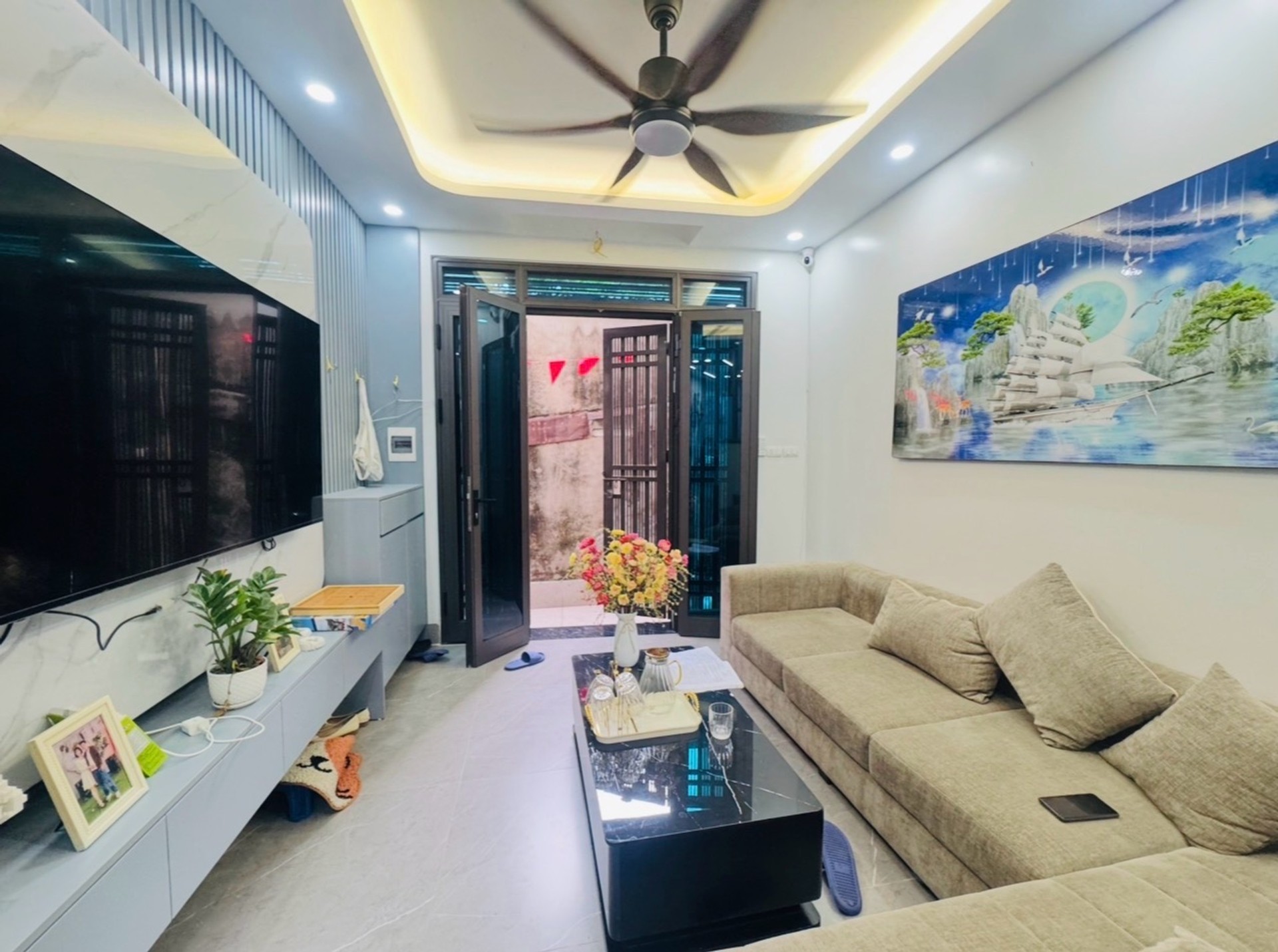Bán nhà Cầu Bươu - diện tích 34m2 4 tầng - CỰC HIẾM - NHÀ 4 TẦNG - NGÕ NÔNG - giá 3 tỷ