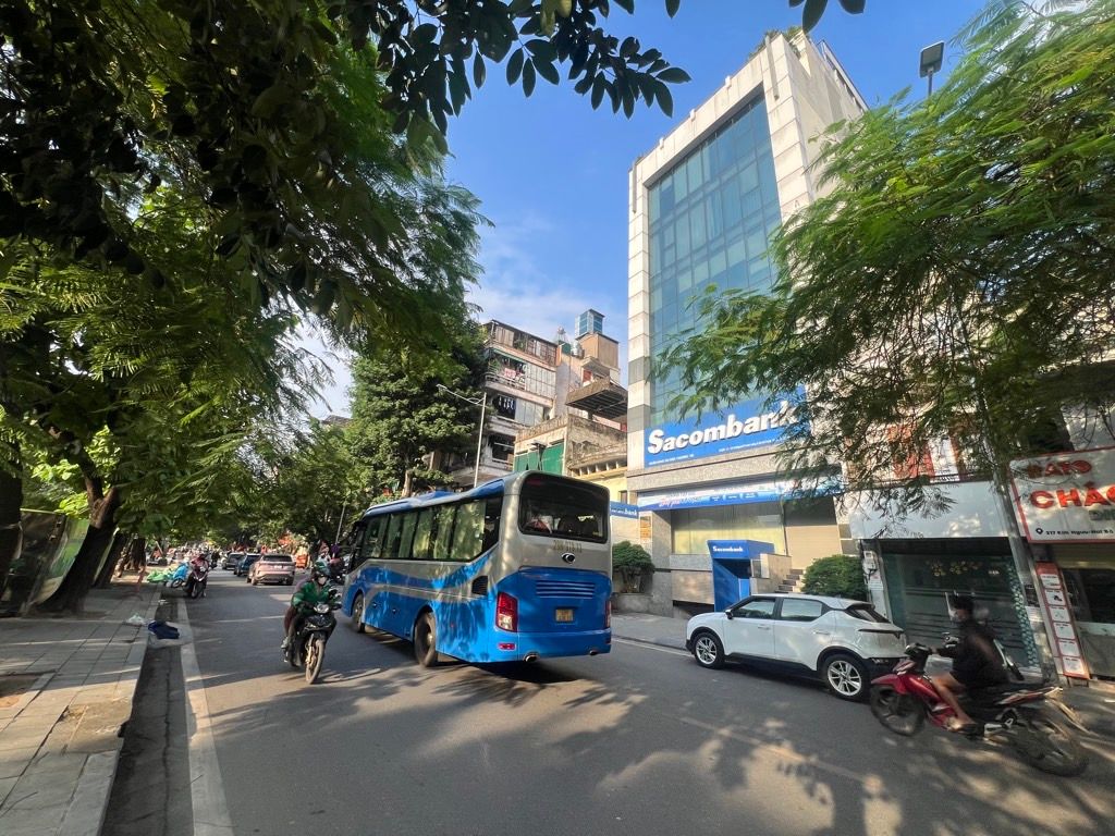 Bán nhà Kim Ngưu - diện tích 53m2 5 tầng - Lô góc thông số vàng - giá 29,5 tỷ