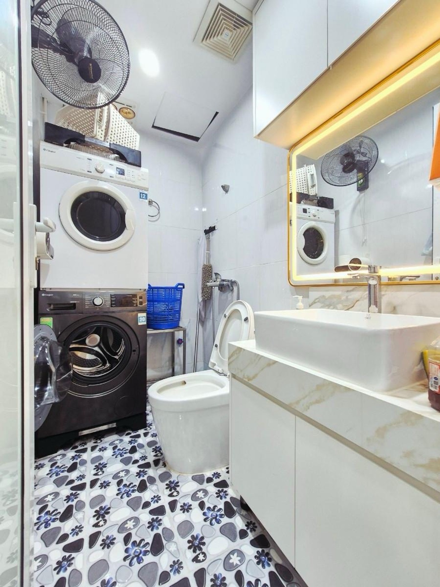 Bán nhà CT12C - diện tích 65m2 43 tầng - 2PN - giá 3,6 tỷ