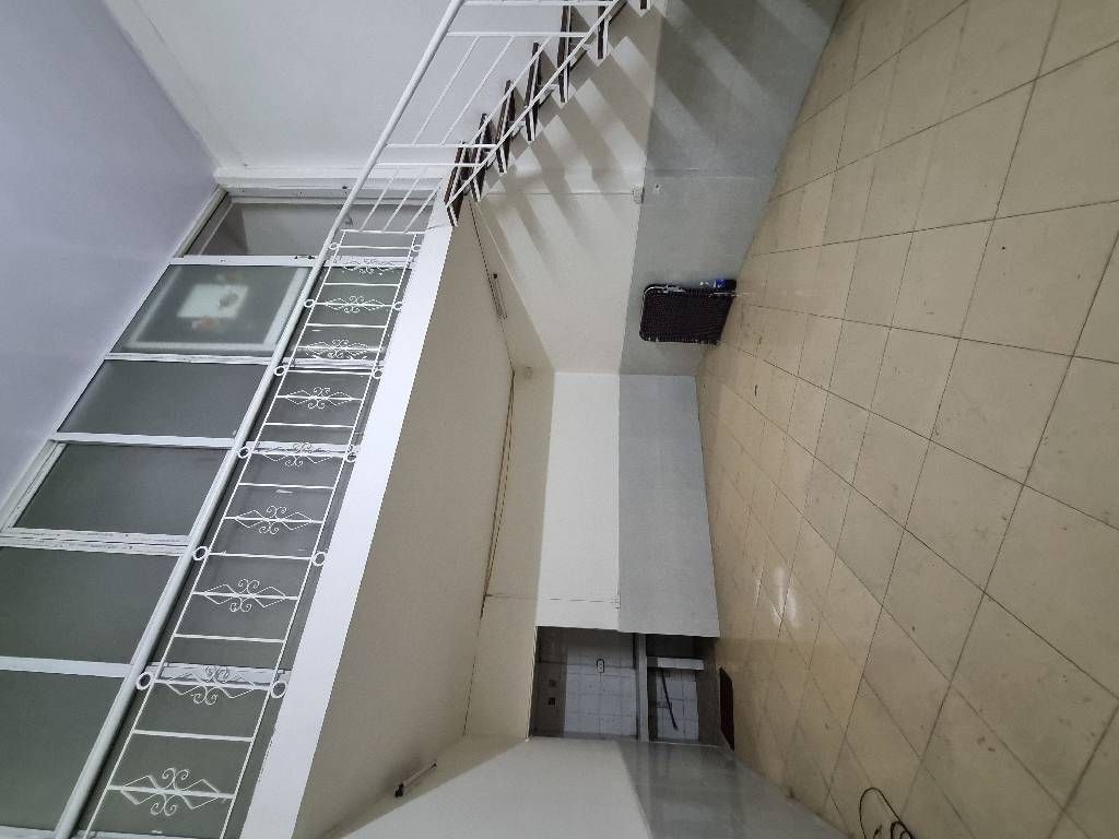 Bán nhà Lê Trọng Tấn - diện tích 42m2 2 tầng - gần ô tô - giá 2,55 tỷ