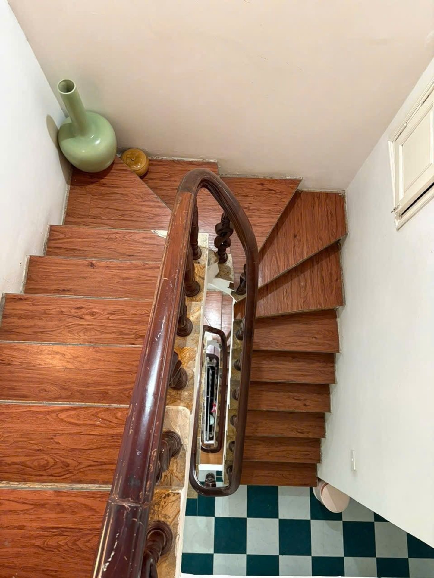 Bán nhà Ngọc Khánh - diện tích 47.6m2 5 tầng - Mặt phố kinh doanh đỉnh - giá 51,5 tỷ