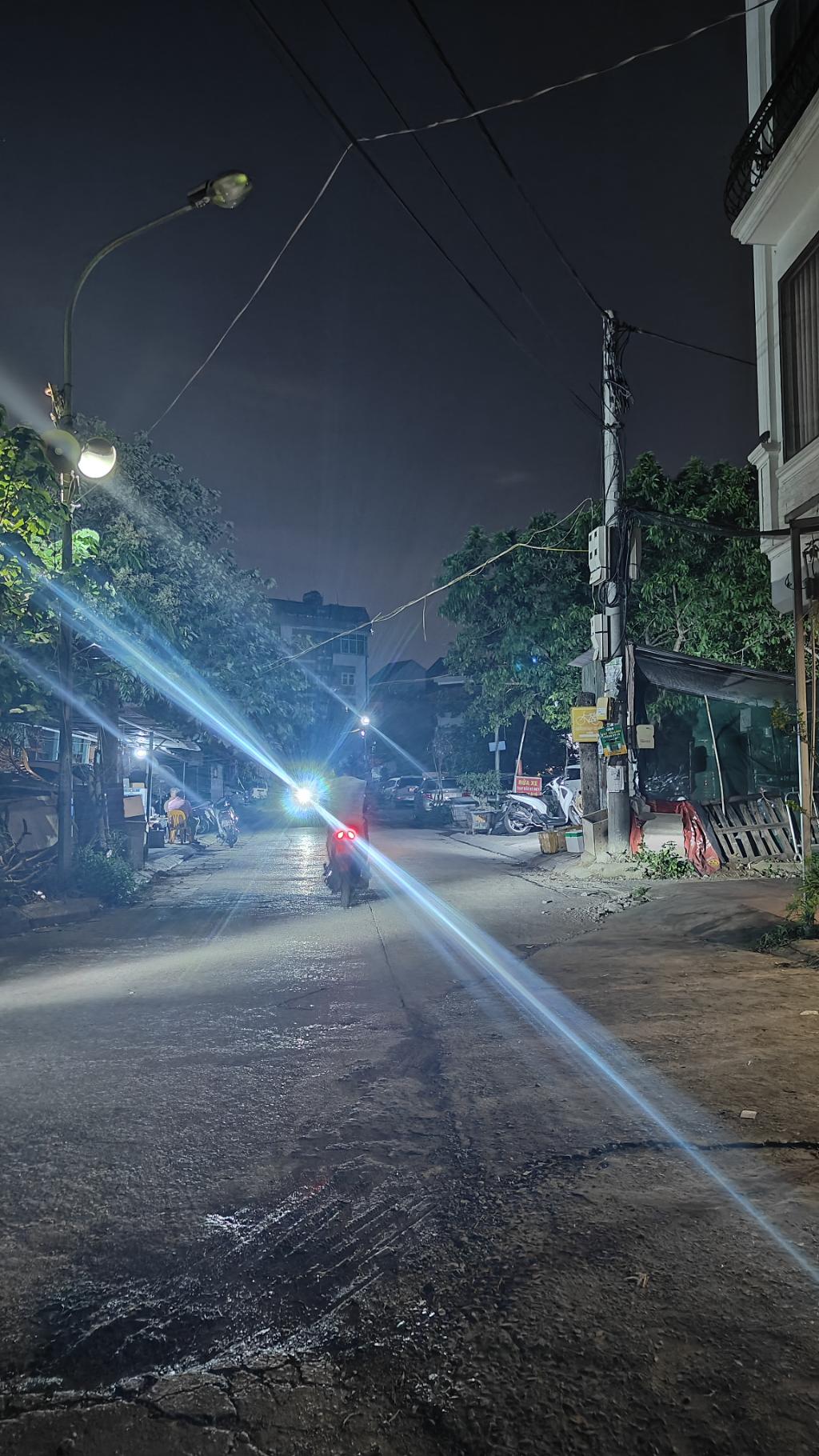 Bán nhà Đại Đồng - diện tích 48m2 5 tầng - Ô TÔ TRÁNH - giá 12,2 tỷ