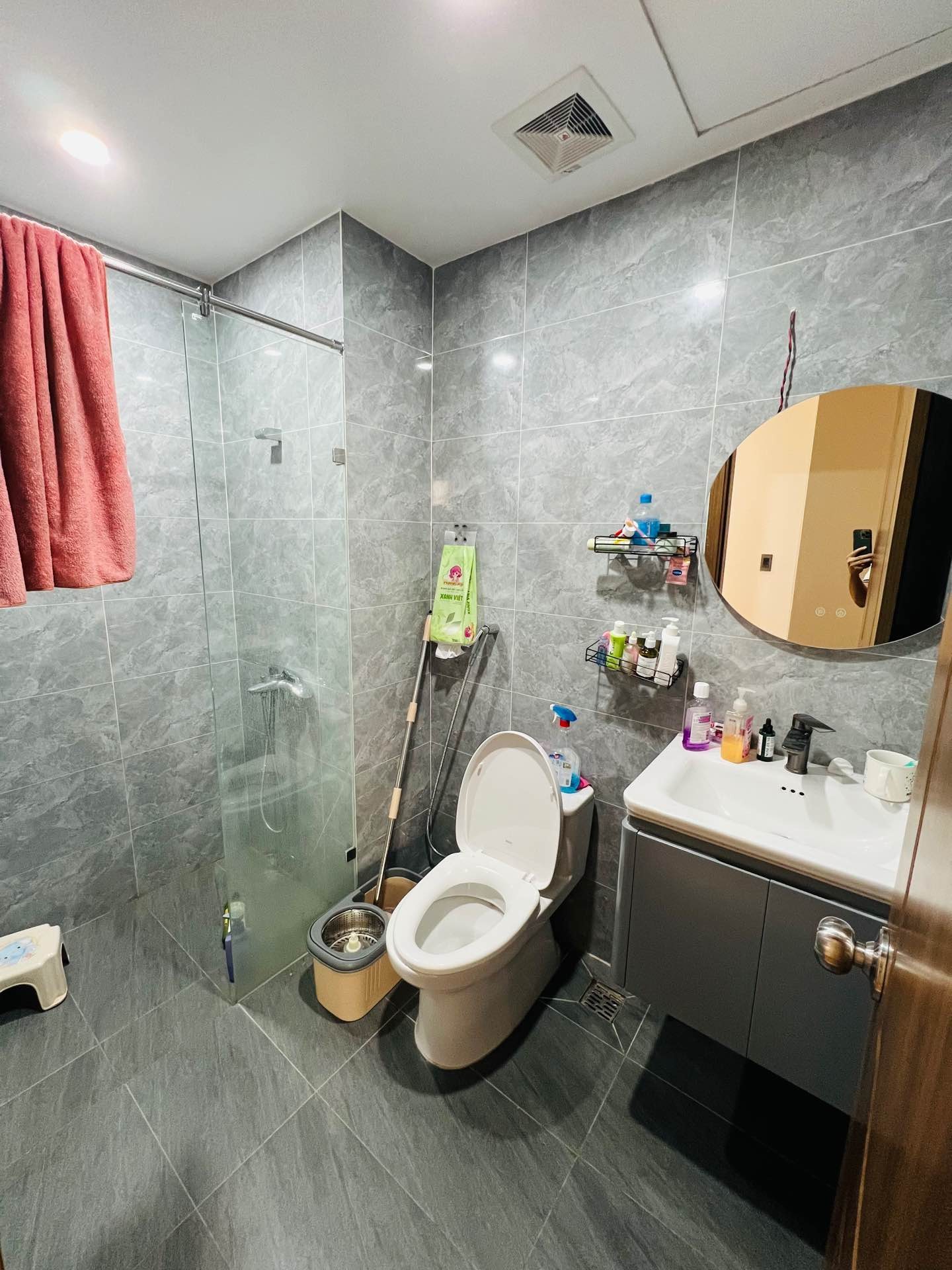 Bán nhà Lĩnh Nam - diện tích 96m2 1 tầng - Căn hộ lô góc hai thoáng - giá 8,4 tỷ