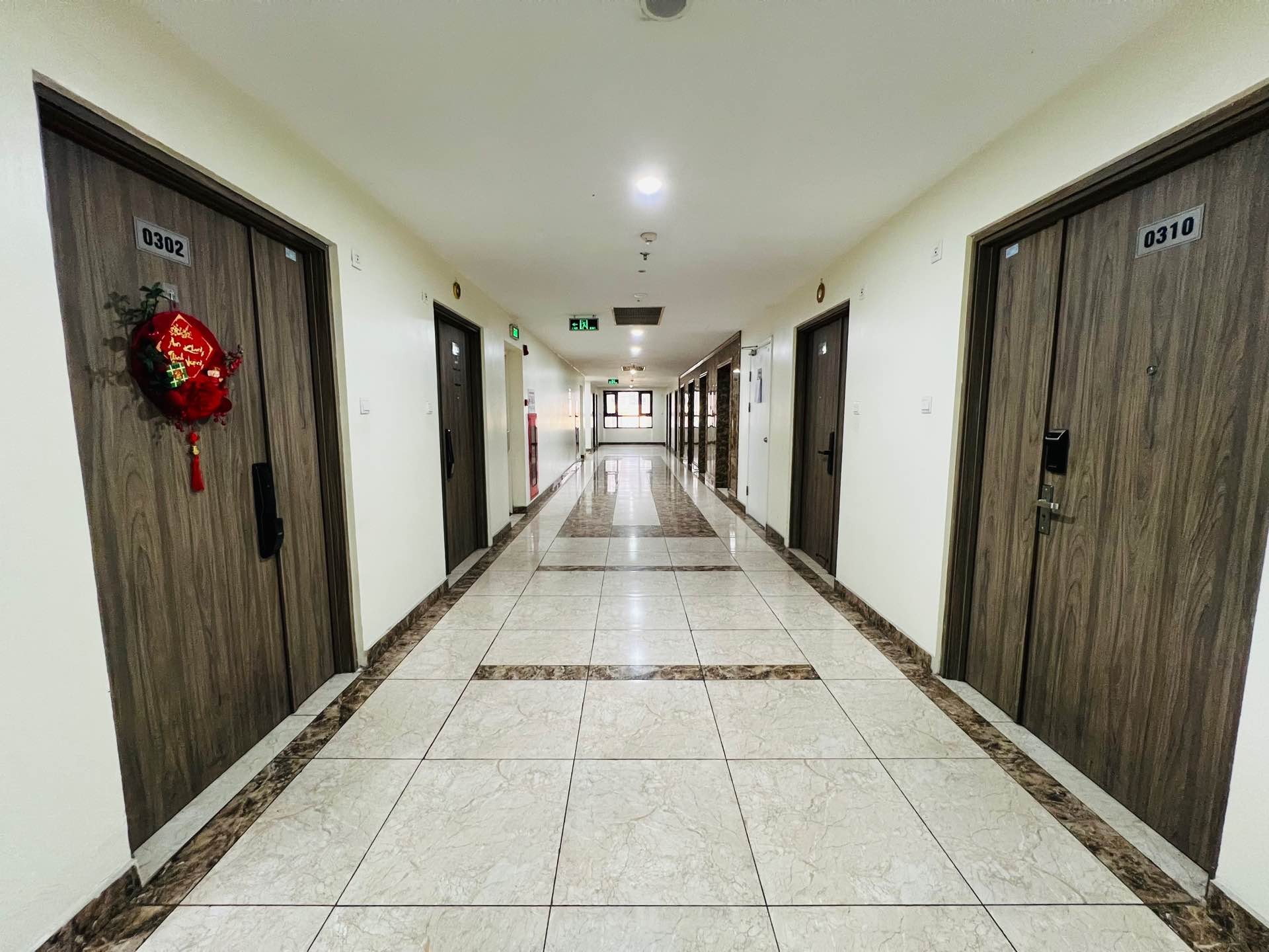 Bán nhà Lĩnh Nam - diện tích 96m2 1 tầng - Căn hộ lô góc hai thoáng - giá 8,4 tỷ