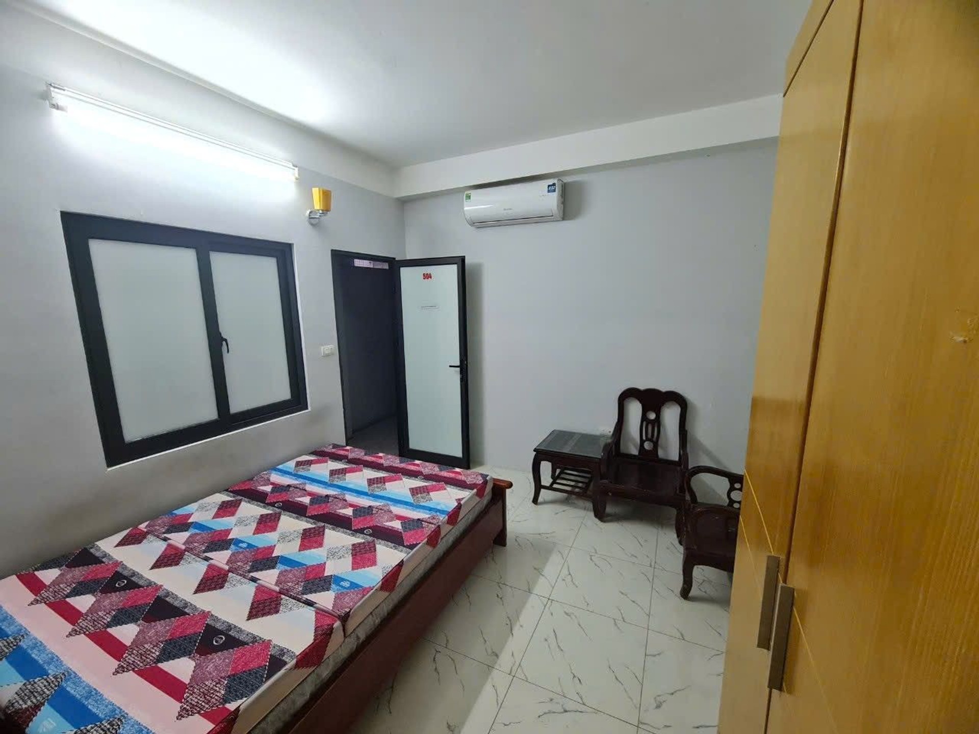 Bán nhà Chùa Láng - diện tích 97m2 8 tầng - Lô góc 2 mặt thoáng - giá 33,5 tỷ