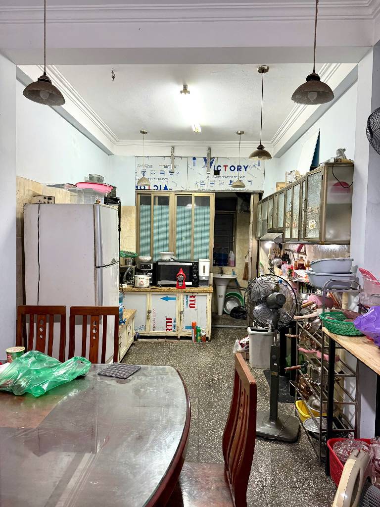 Bán nhà Đông Các - diện tích 83.4m2 5 tầng - Ô tô vào nhà - giá 32,9 tỷ