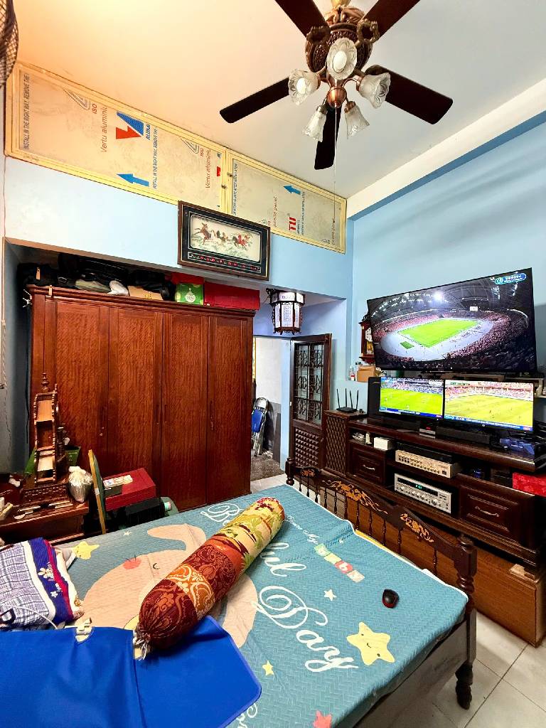 Bán nhà Đông Các - diện tích 83.4m2 5 tầng - Ô tô vào nhà - giá 32,9 tỷ