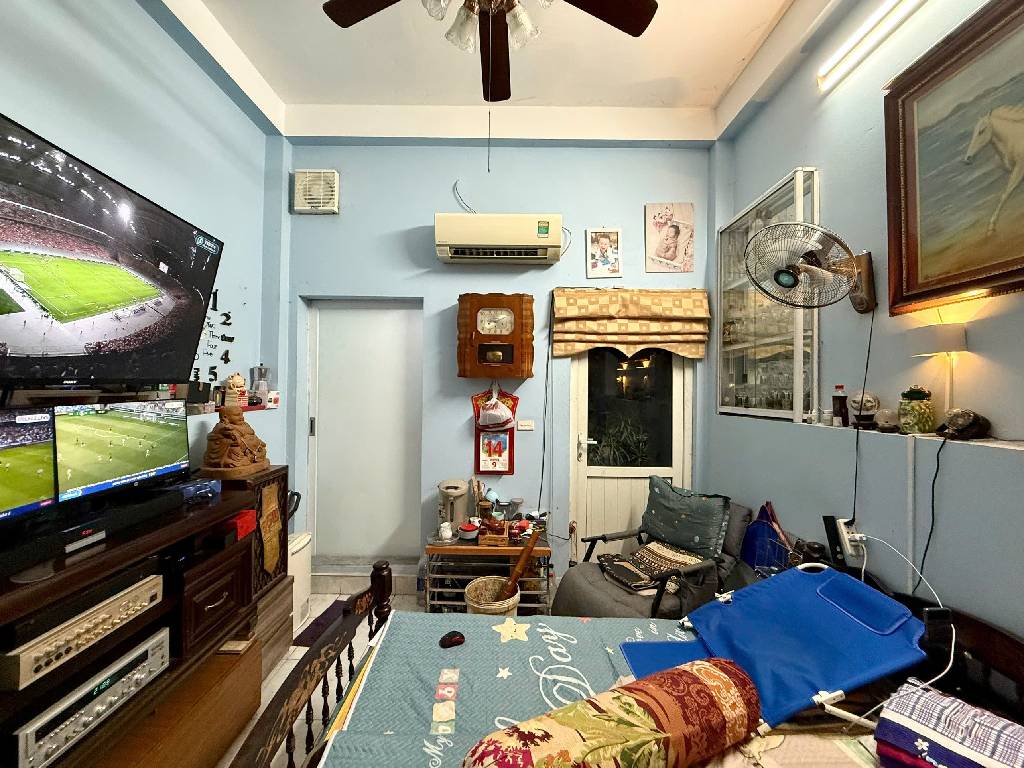 Bán nhà Đông Các - diện tích 83.4m2 5 tầng - Ô tô vào nhà - giá 32,9 tỷ