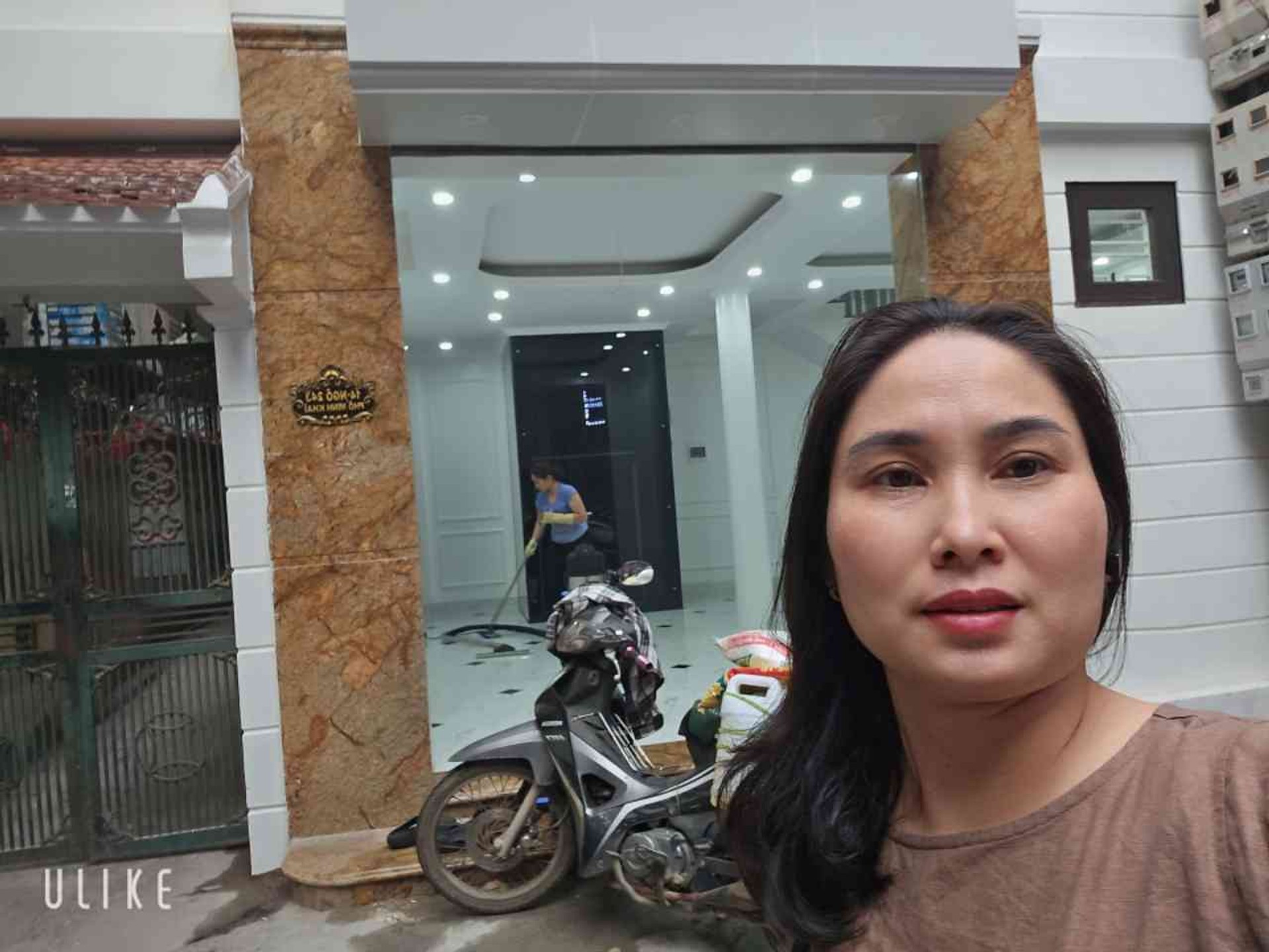 Bán nhà Minh Khai - diện tích 60m2 6 tầng - Ô TÔ TRÁNH, GARA Ô TÔ - giá 24 tỷ