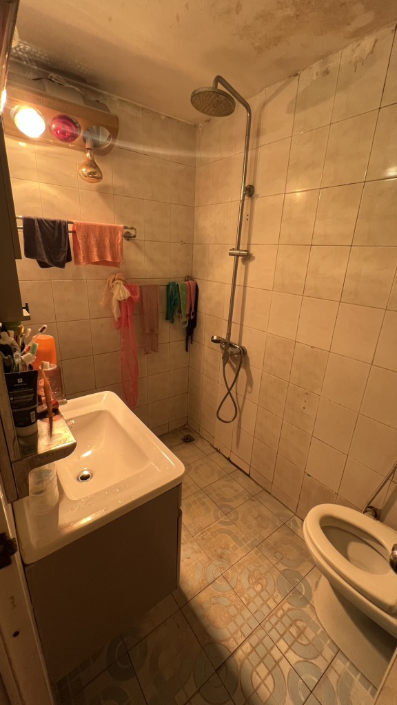 Bán nhà Chùa Láng - diện tích 58m2 4 tầng - Mặt phố kinh doanh sầm uất - giá 36 tỷ