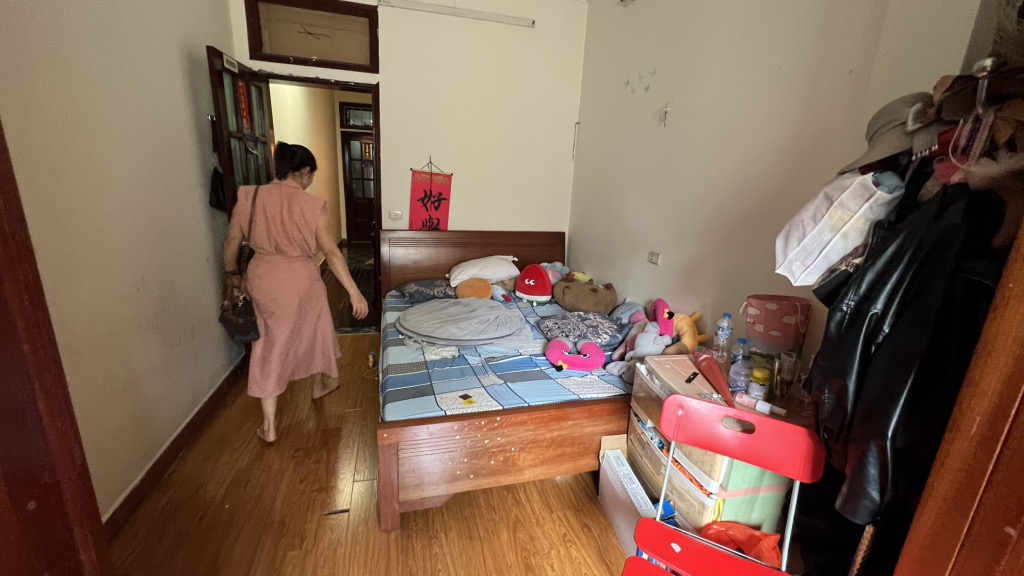 Bán nhà Chùa Láng - diện tích 58m2 4 tầng - Mặt phố kinh doanh sầm uất - giá 36 tỷ