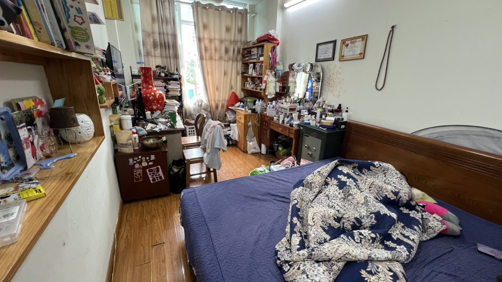 Bán nhà Chùa Láng - diện tích 58m2 4 tầng - Mặt phố kinh doanh sầm uất - giá 36 tỷ