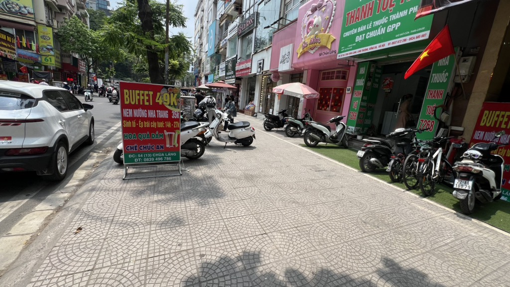 Bán nhà Chùa Láng - diện tích 58m2 4 tầng - Mặt phố kinh doanh sầm uất - giá 36 tỷ