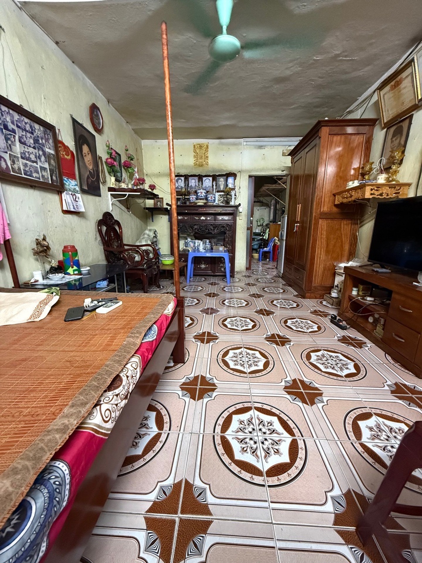 Bán nhà Quỳnh Mai - diện tích 50m2 1 tầng - Nhà Tập Thể - giá 3,2 tỷ