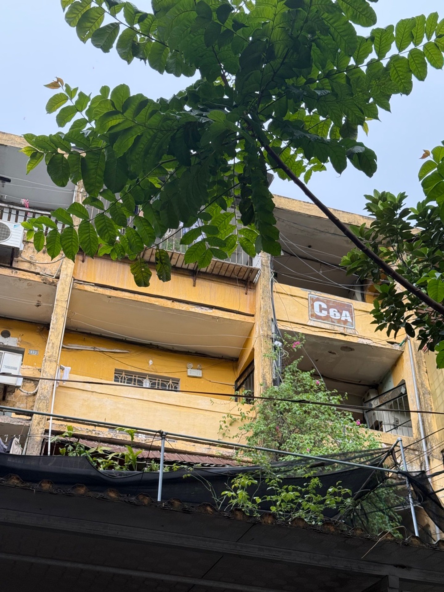 Bán nhà Quỳnh Mai - diện tích 50m2 1 tầng - Nhà Tập Thể - giá 3,2 tỷ