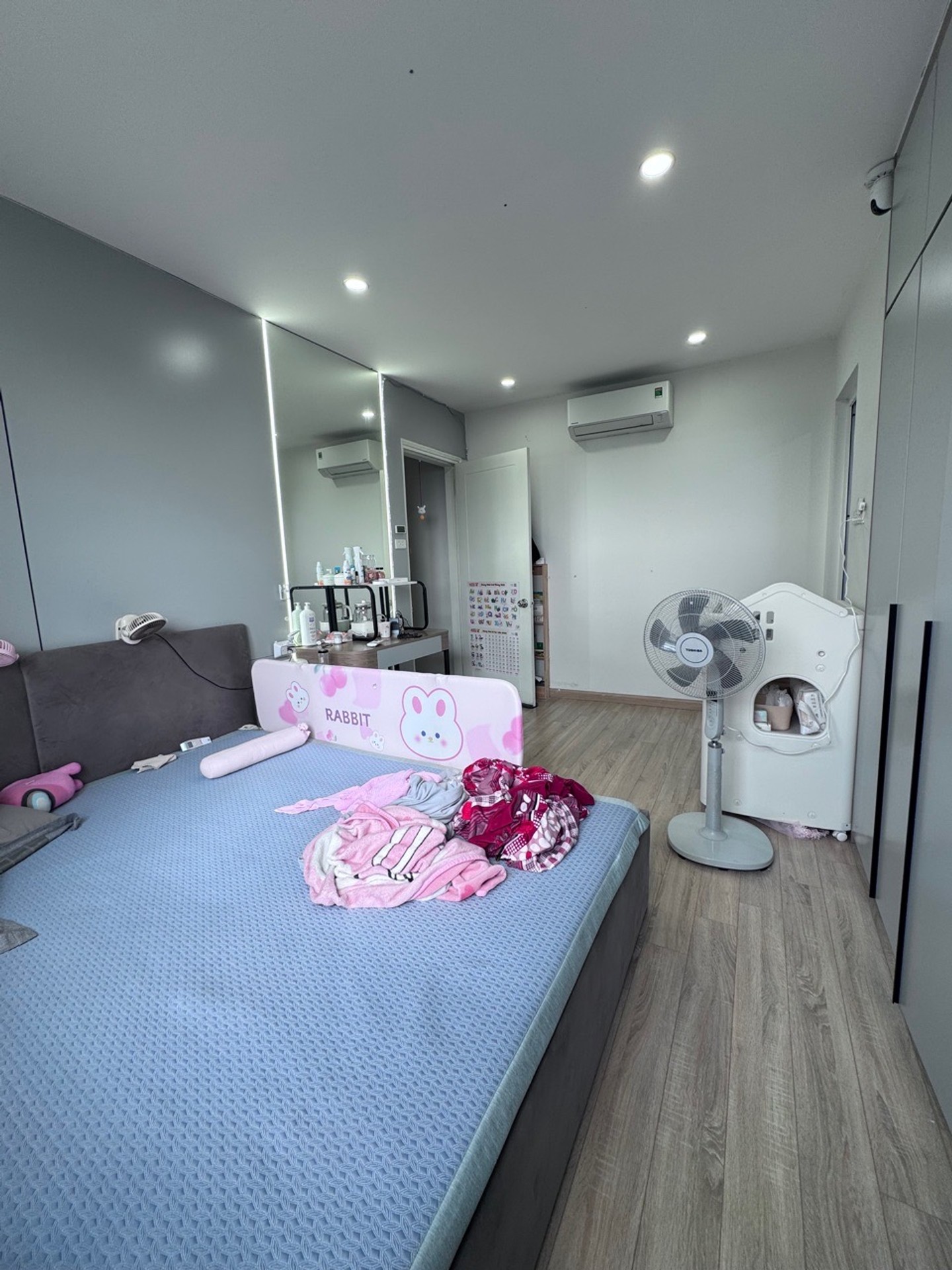 Bán nhà Cương Kiên - diện tích 85m2 17 tầng - Lô góc đẹp - giá 6,8 tỷ