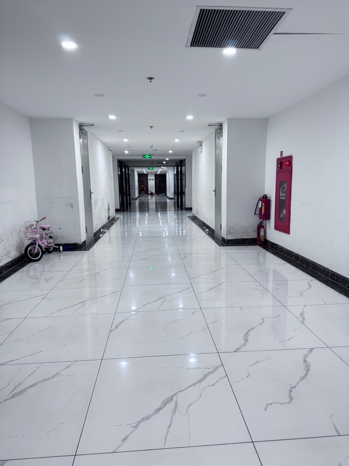 Bán nhà Cương Kiên - diện tích 85m2 17 tầng - Lô góc đẹp - giá 6,8 tỷ