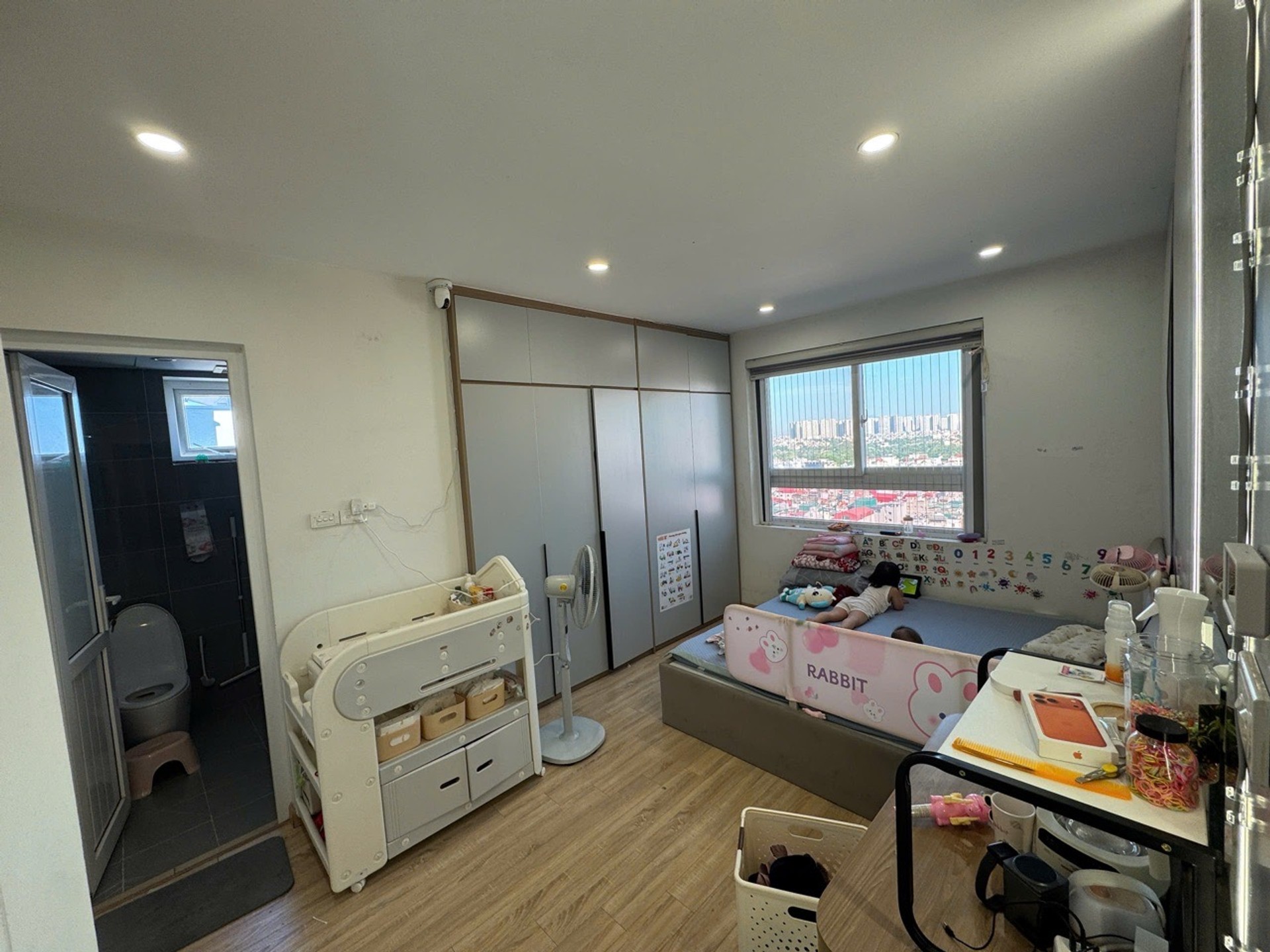 Bán nhà Cương Kiên - diện tích 85m2 17 tầng - Lô góc đẹp - giá 6,8 tỷ