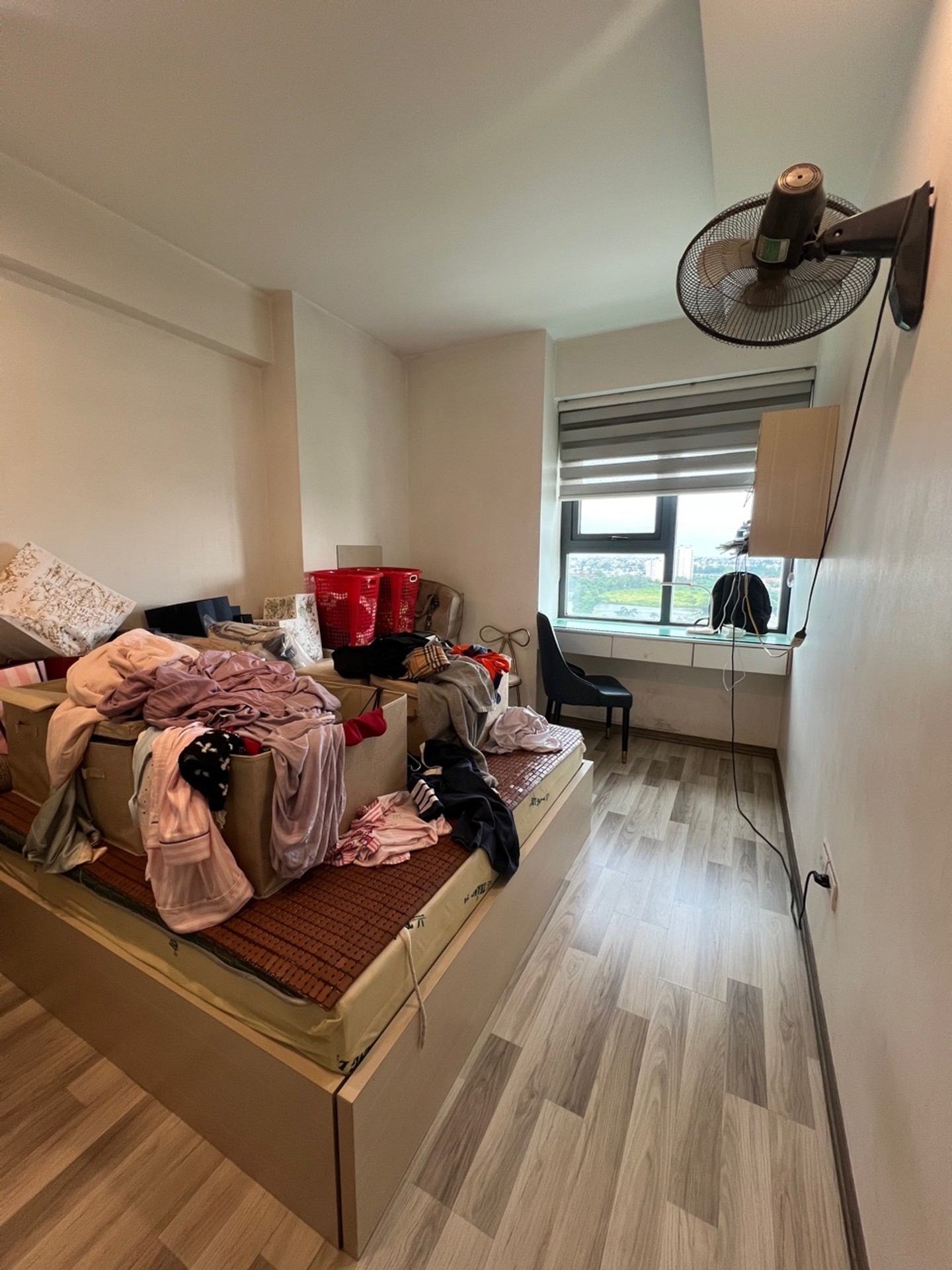 Bán nhà Ngõ 722 - diện tích 89m2 12 tầng - Căn Góc 3 Thoáng - giá 8,5 tỷ
