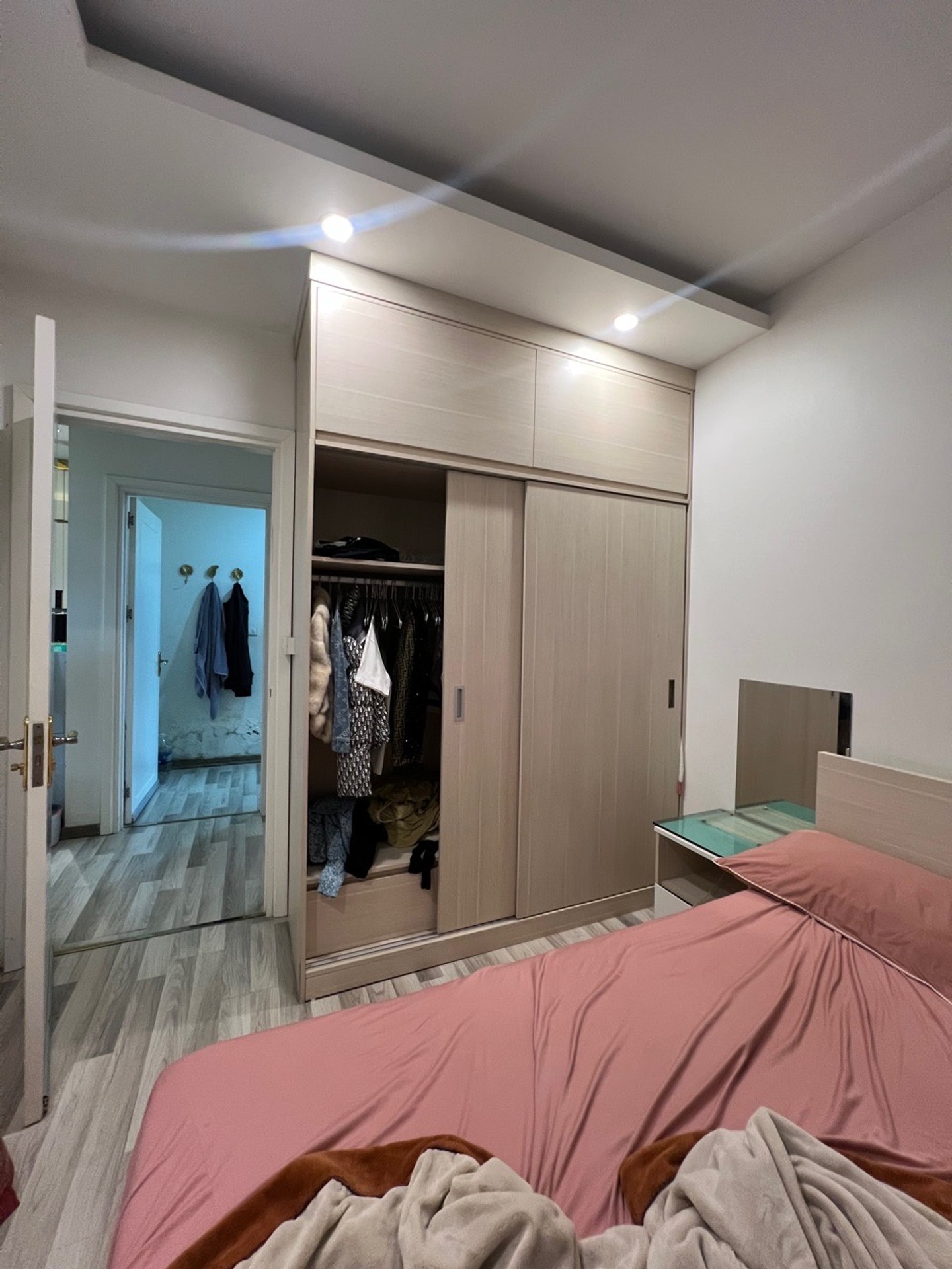Bán nhà Ngõ 722 - diện tích 89m2 12 tầng - Căn Góc 3 Thoáng - giá 8,5 tỷ