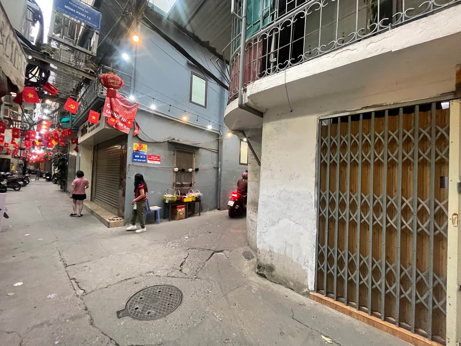 Bán nhà Minh Khai - diện tích 52m2 2 tầng - vị trí đẹp, gần Time City - giá 14,5 tỷ