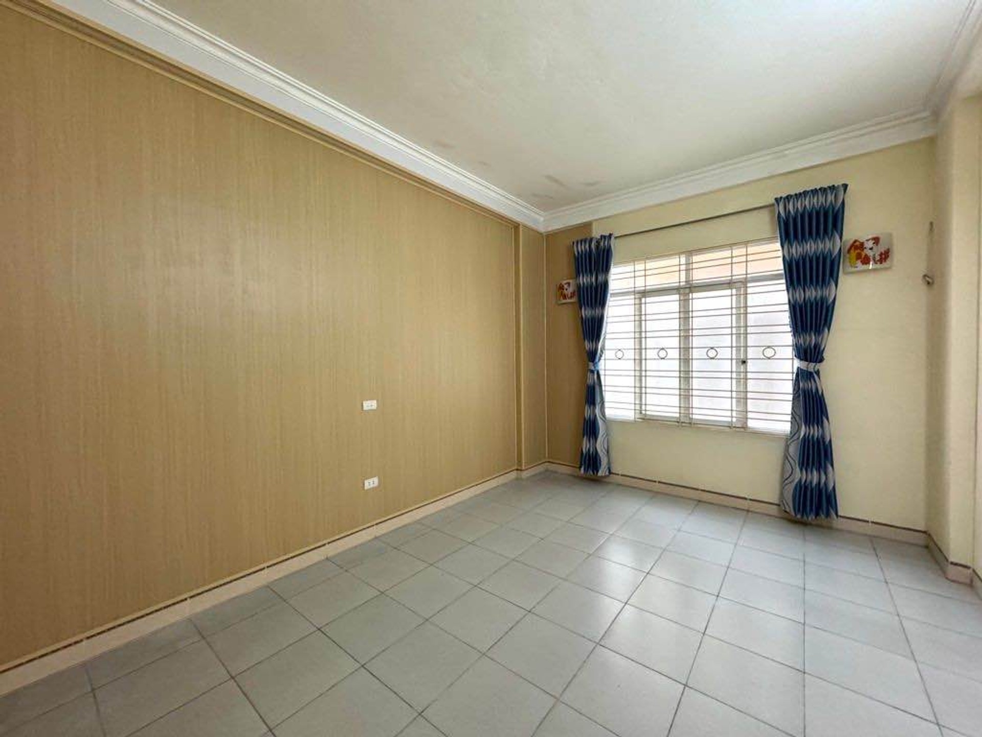 Bán nhà Định Công Thượng - diện tích 34m2 4 tầng - Sổ đỏ chính chủ - giá 7,6 tỷ