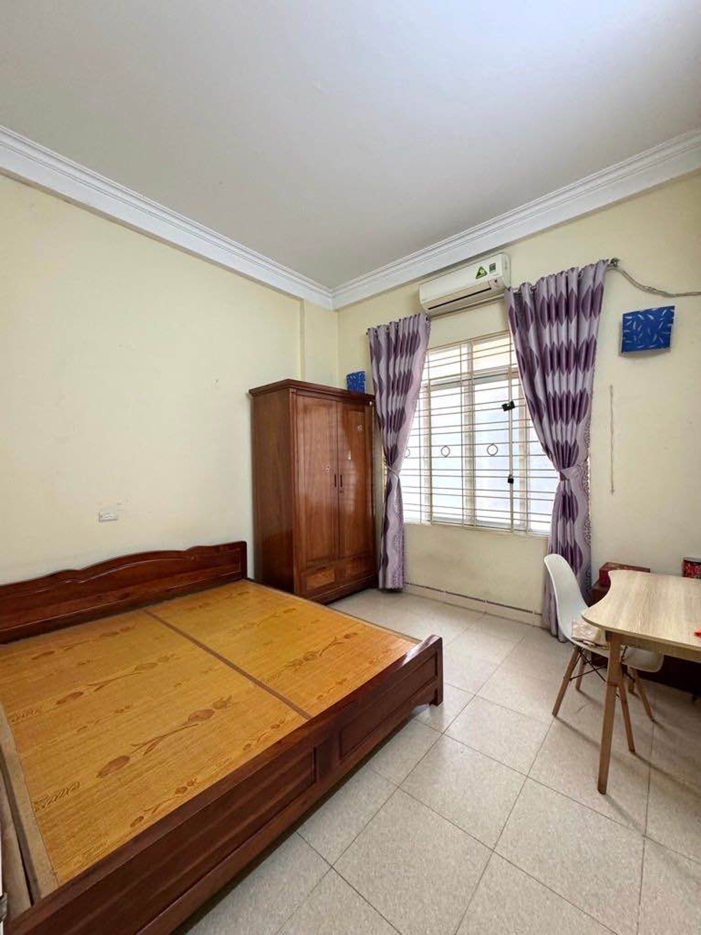 Bán nhà Định Công Thượng - diện tích 34m2 4 tầng - Sổ đỏ chính chủ - giá 7,6 tỷ