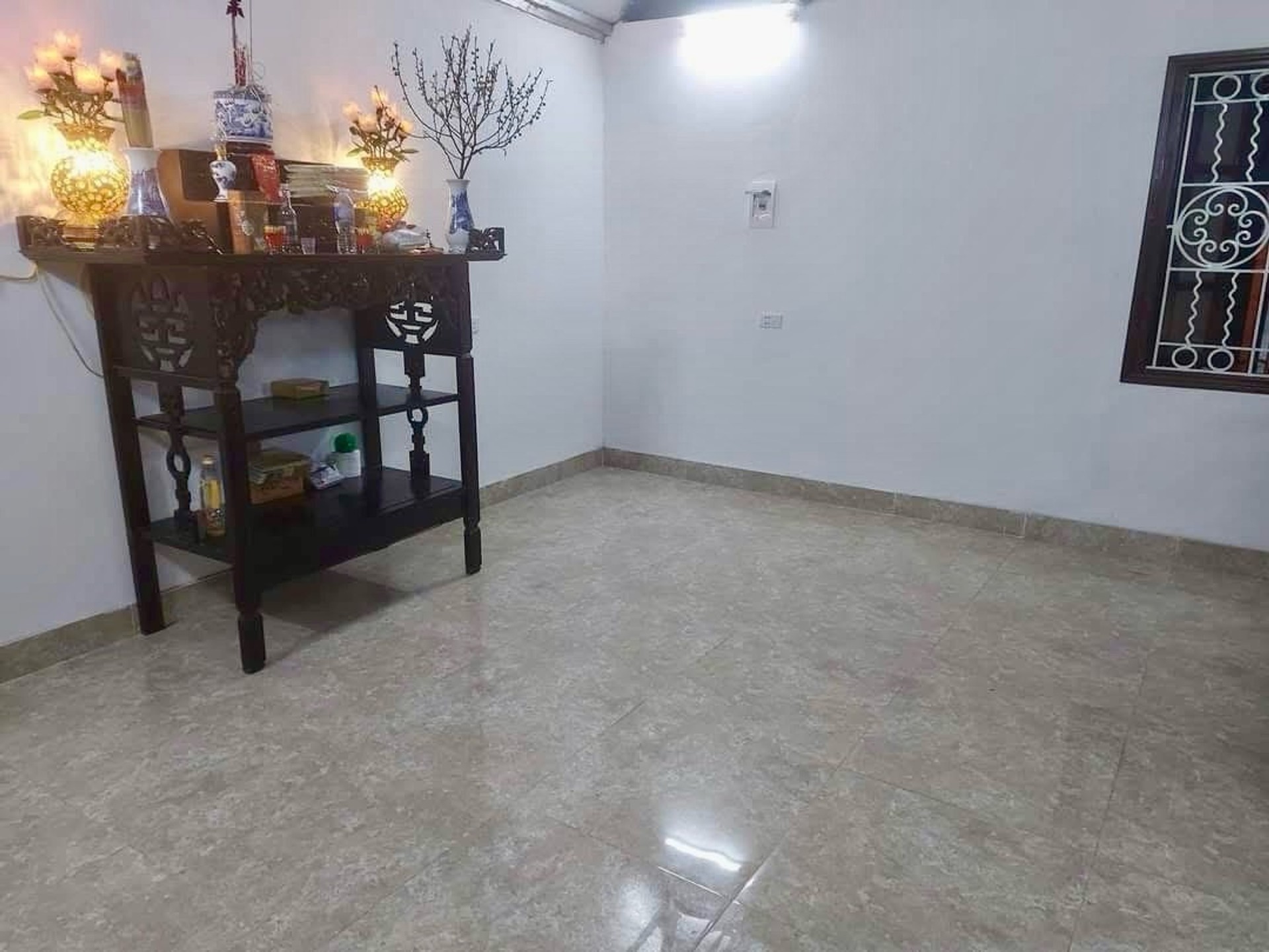 Bán nhà Lê Đại Hành - diện tích 40m2 5 tầng - Ô tô thông - giá 11,5 tỷ