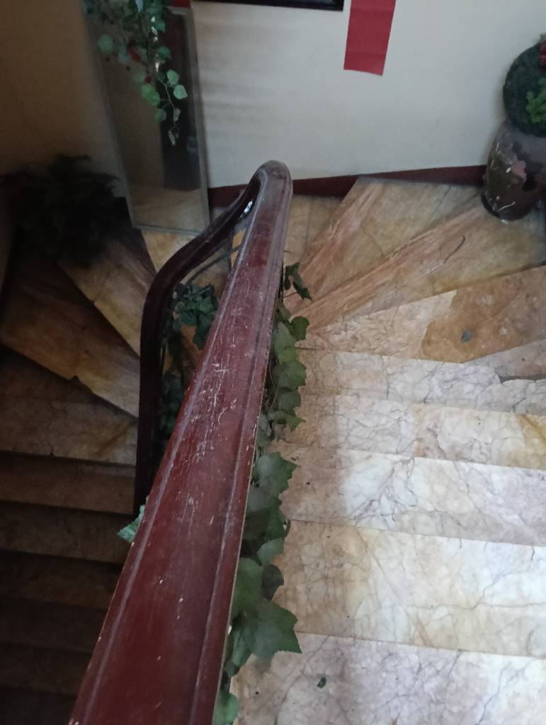 Bán nhà Vũ Tông Phan - diện tích 82m2 6 tầng - Mặt phố mặt sông - giá 48 tỷ