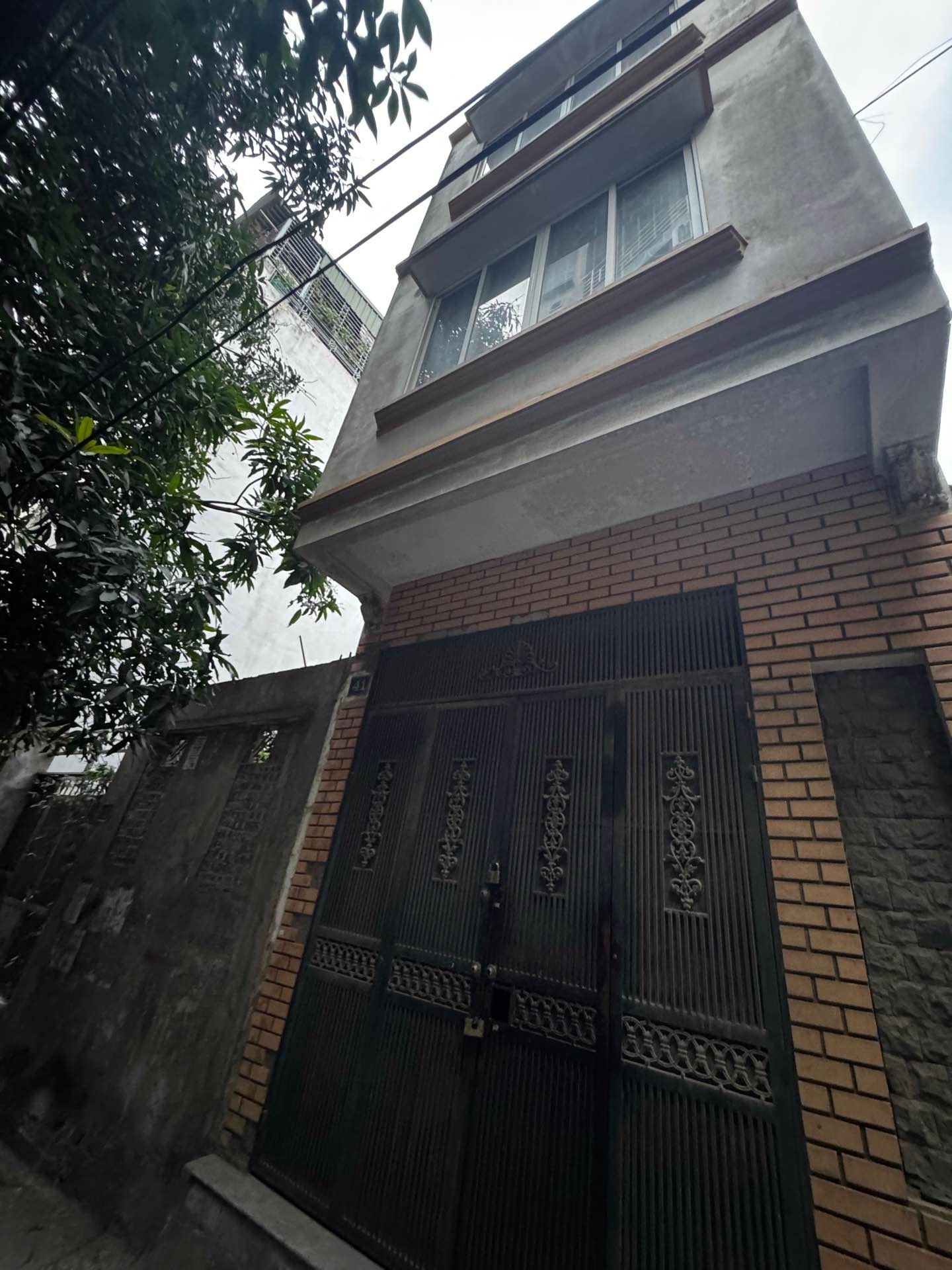 Bán nhà Trần Khát Chân - diện tích 14m2 4 tầng - Ô tô đỗ cửa - giá 9 tỷ