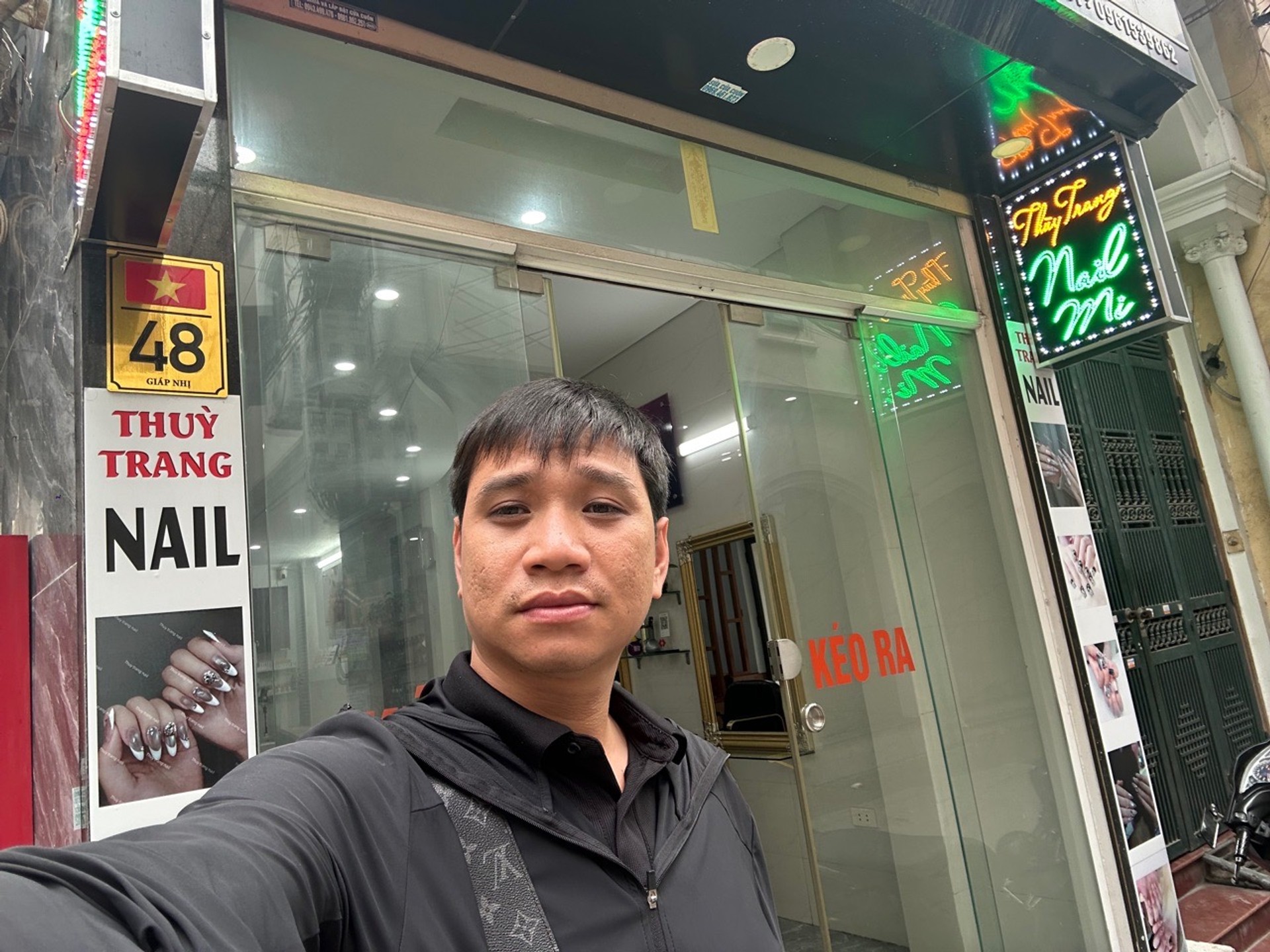 Bán nhà Giáp Nhị - diện tích 33m2 6 tầng - Mặt phố kinh doanh - giá 12,9 tỷ