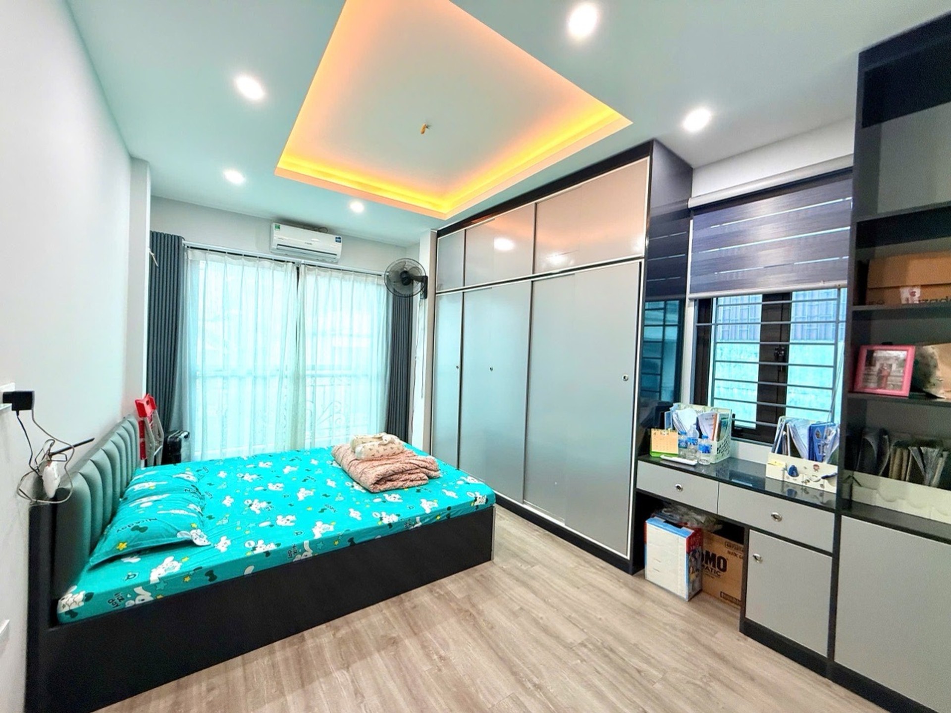 Bán nhà Giáp Nhị - diện tích 33m2 6 tầng - Mặt phố kinh doanh - giá 12,9 tỷ