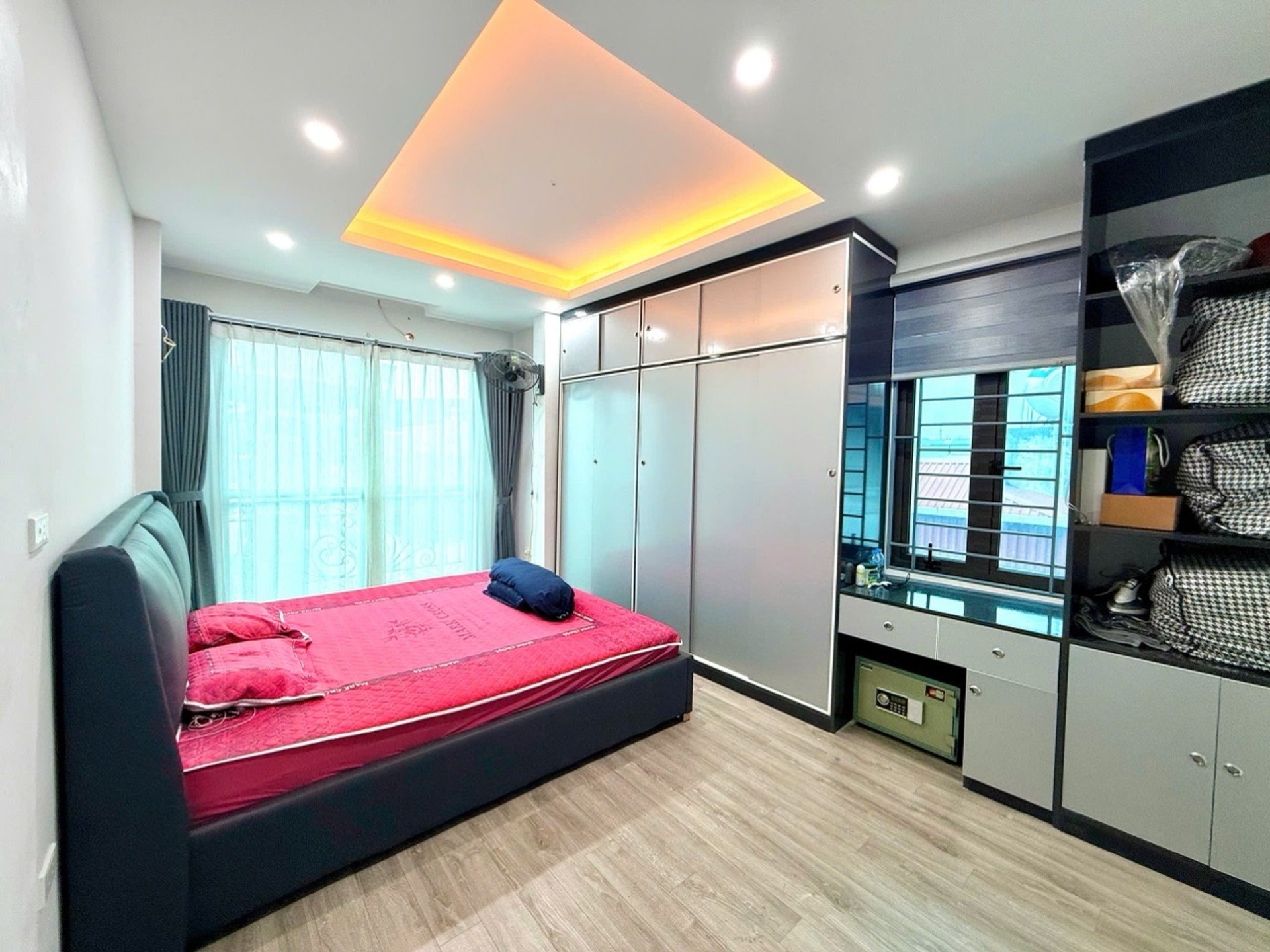 Bán nhà Giáp Nhị - diện tích 33m2 6 tầng - Mặt phố kinh doanh - giá 12,9 tỷ