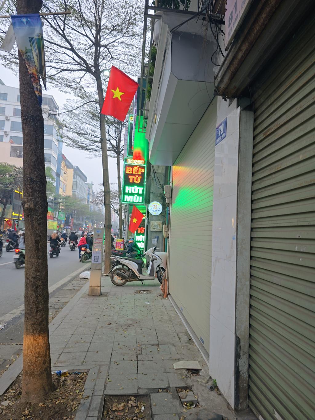 Bán nhà Tây Sơn - diện tích 235m2 1 tầng - Mặt phố trung tâm - giá 75,9 tỷ