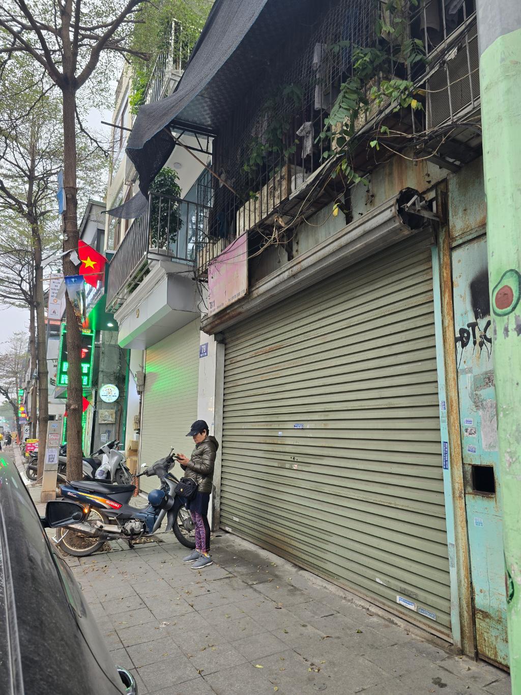 Bán nhà Tây Sơn - diện tích 235m2 1 tầng - Mặt phố trung tâm - giá 75,9 tỷ