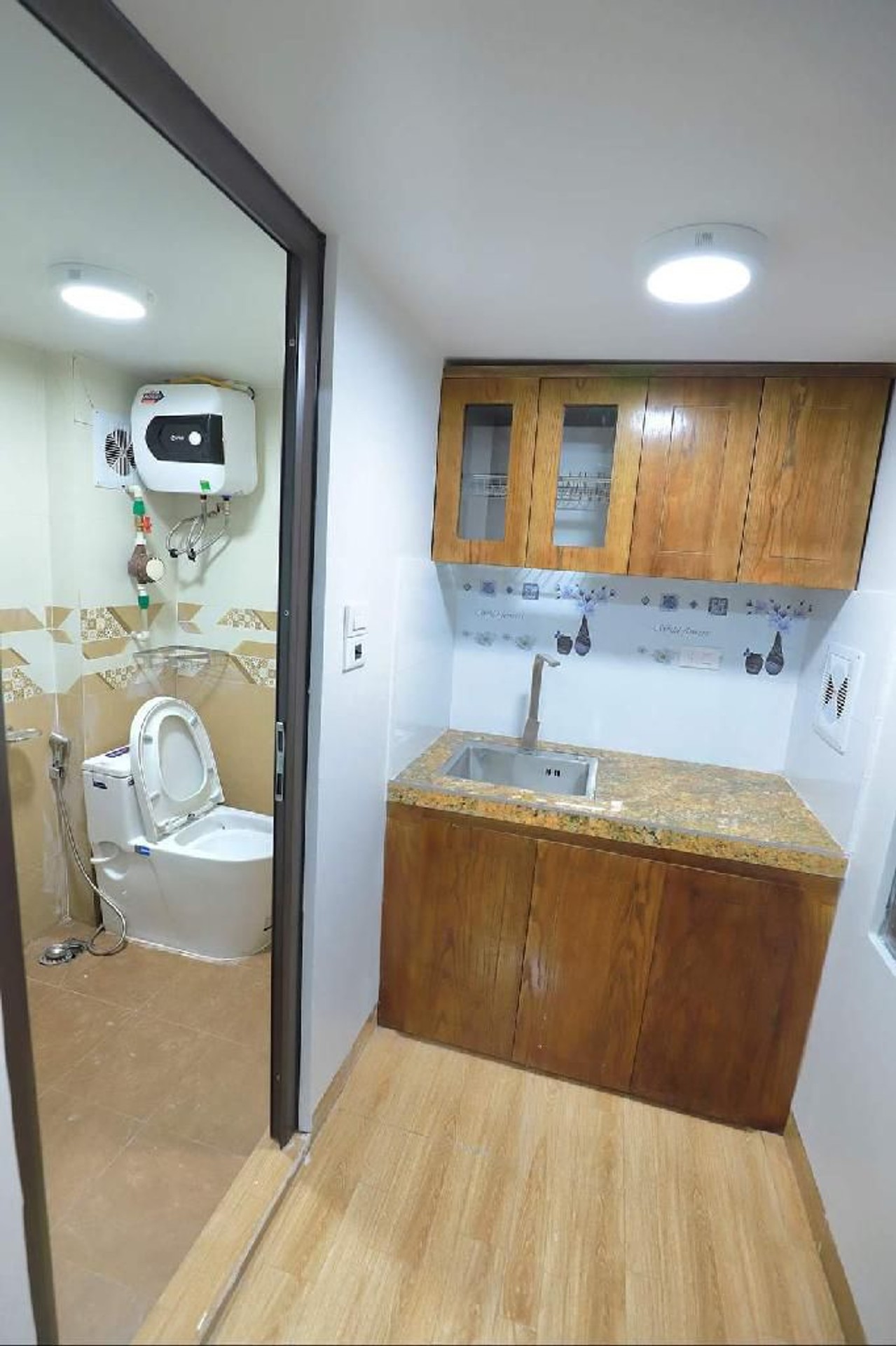 Bán nhà Triều Khúc - diện tích 95m2 8 tầng - ô tô đỗ cửa - giá 32 tỷ