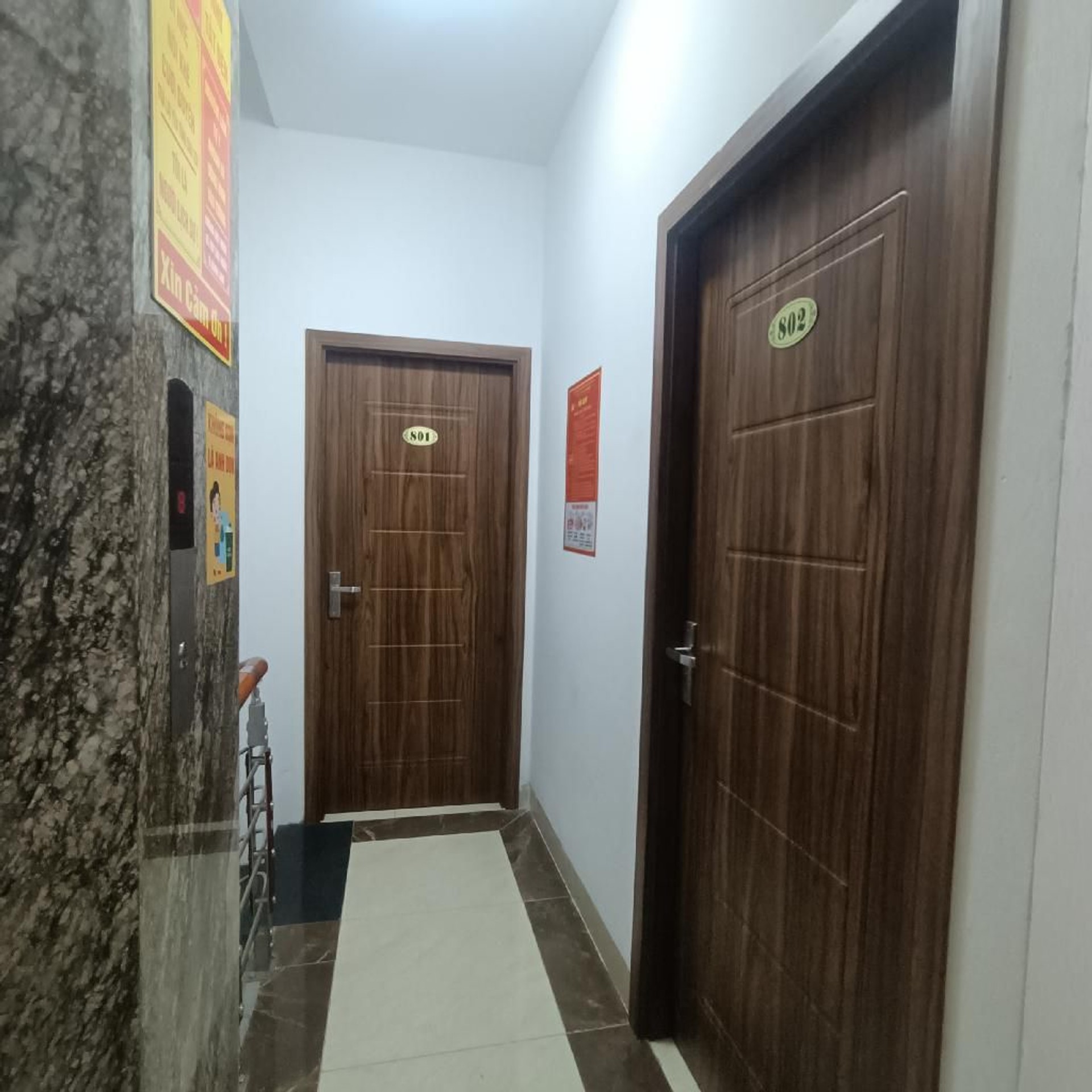 Bán nhà Triều Khúc - diện tích 95m2 8 tầng - ô tô đỗ cửa - giá 32 tỷ