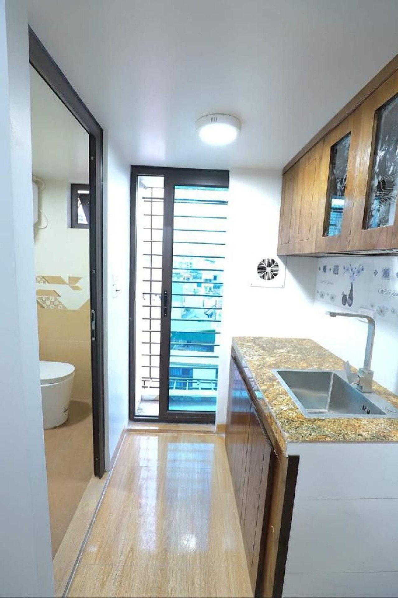 Bán nhà Triều Khúc - diện tích 95m2 8 tầng - ô tô đỗ cửa - giá 32 tỷ