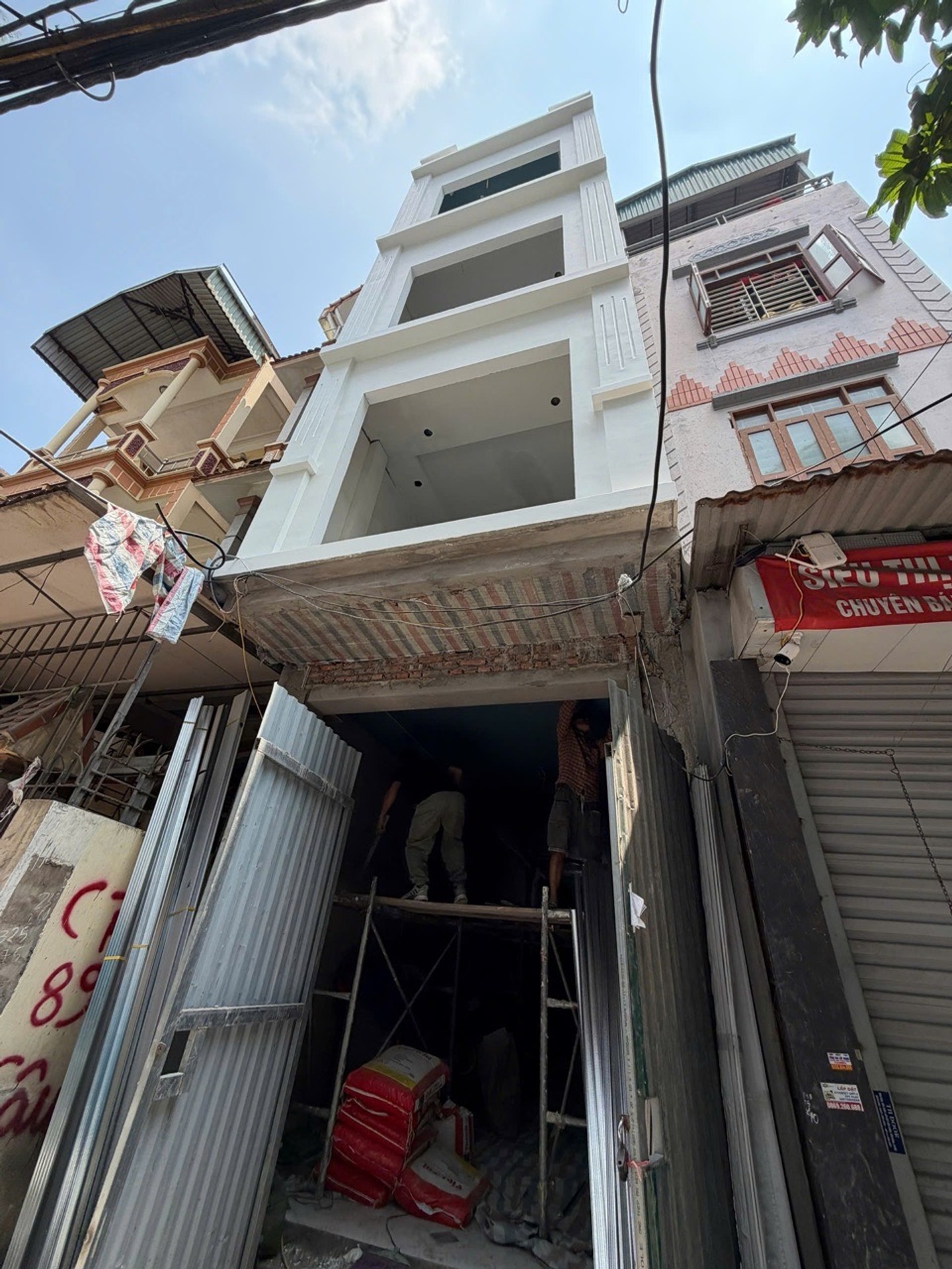 Bán nhà Nguyễn Khoái - diện tích 40m2 5 tầng - Ô TÔ ĐỖ CỬA - giá 12,6 tỷ