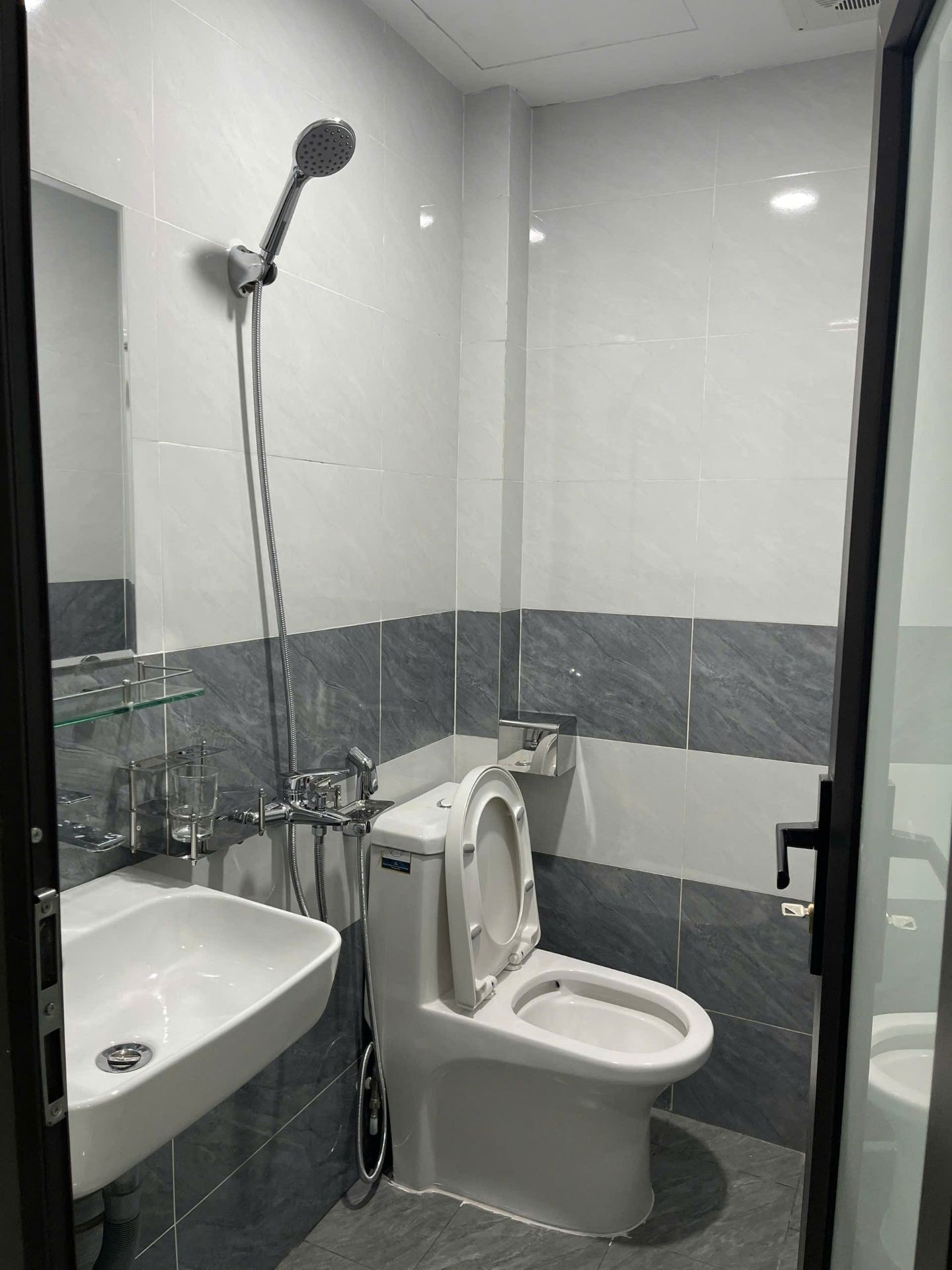 Bán nhà Võ Thị Sáu - diện tích 33m2 4 tầng - Nhà đẹp hiếm có - giá 8 tỷ