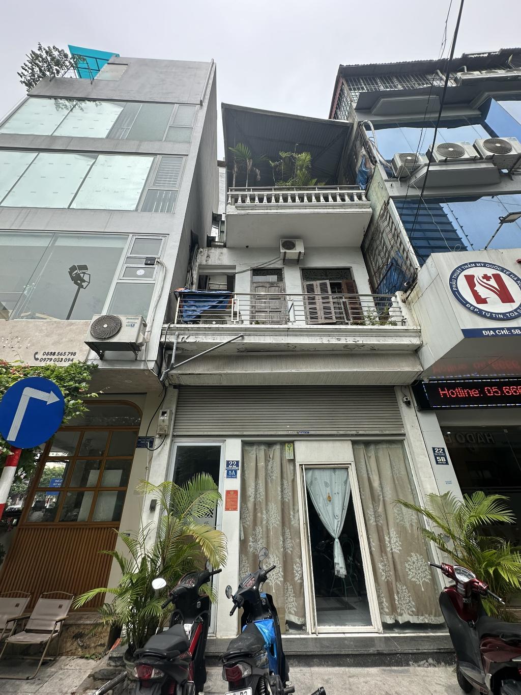 Bán nhà Đại Cổ Việt - diện tích 66m2 3 tầng - MẶT PHỐ KINH DOANH SẦM UẤT - giá 70 tỷ